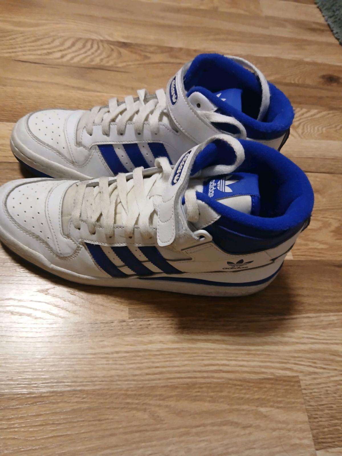 Shoes Adidas brand