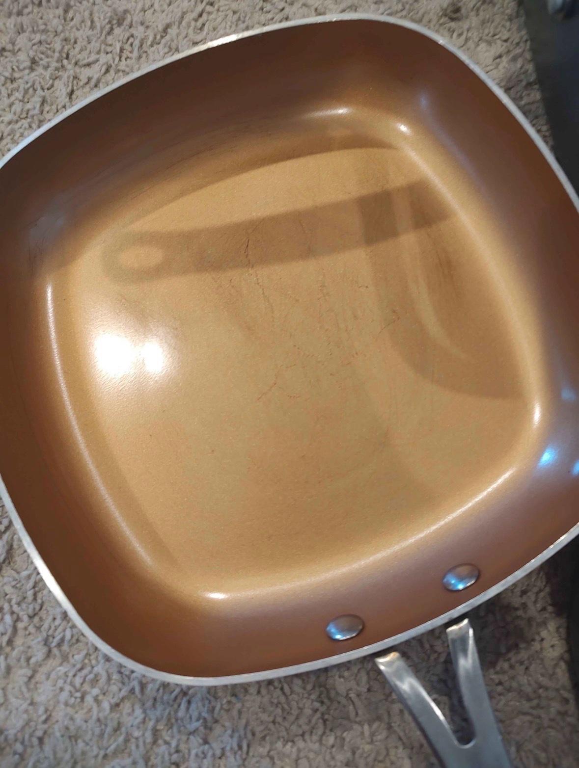 Gold pot set good condition