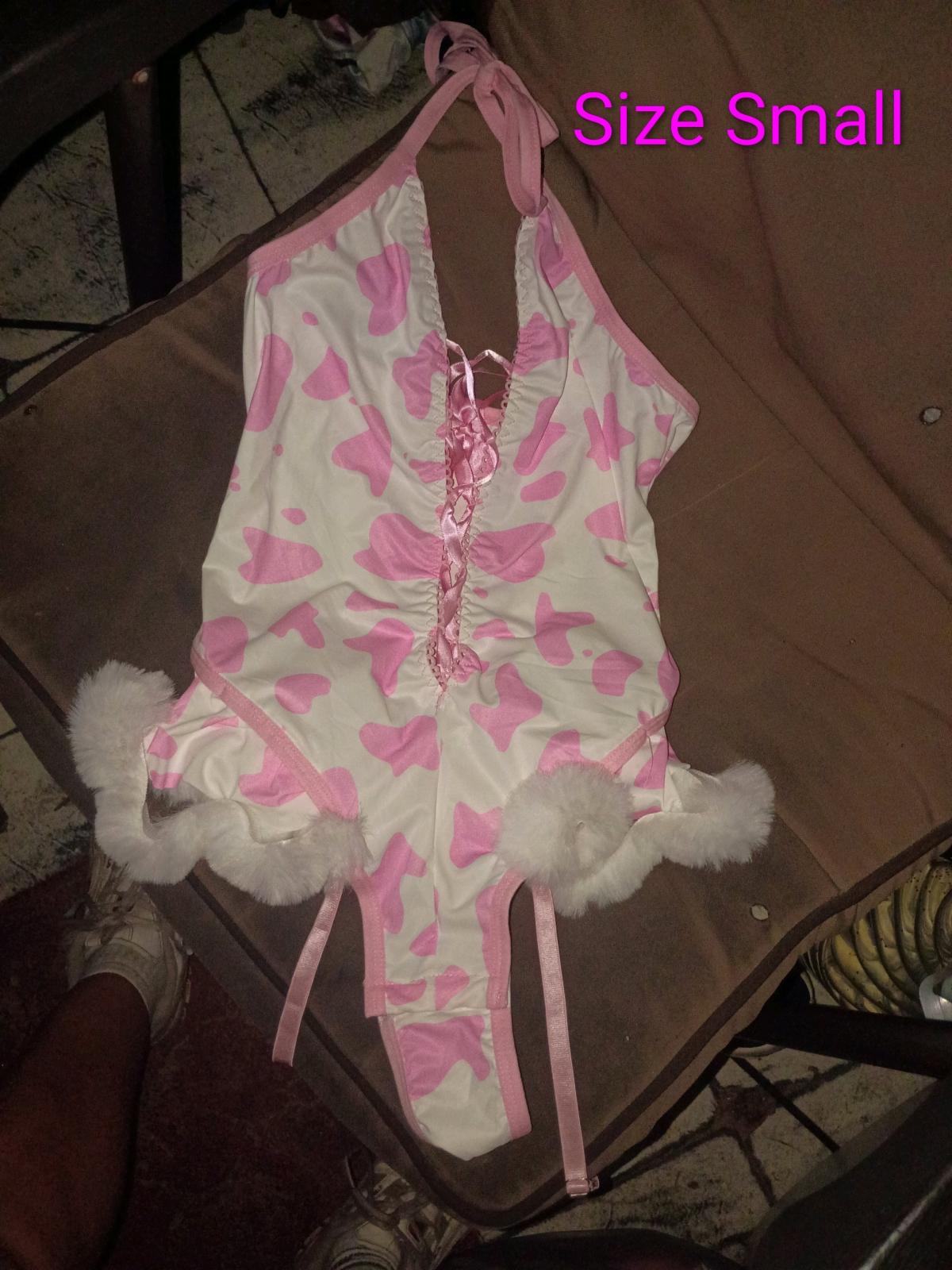 A Super Sexy Pink and White Bodysuit Fur Lingerie Outfit