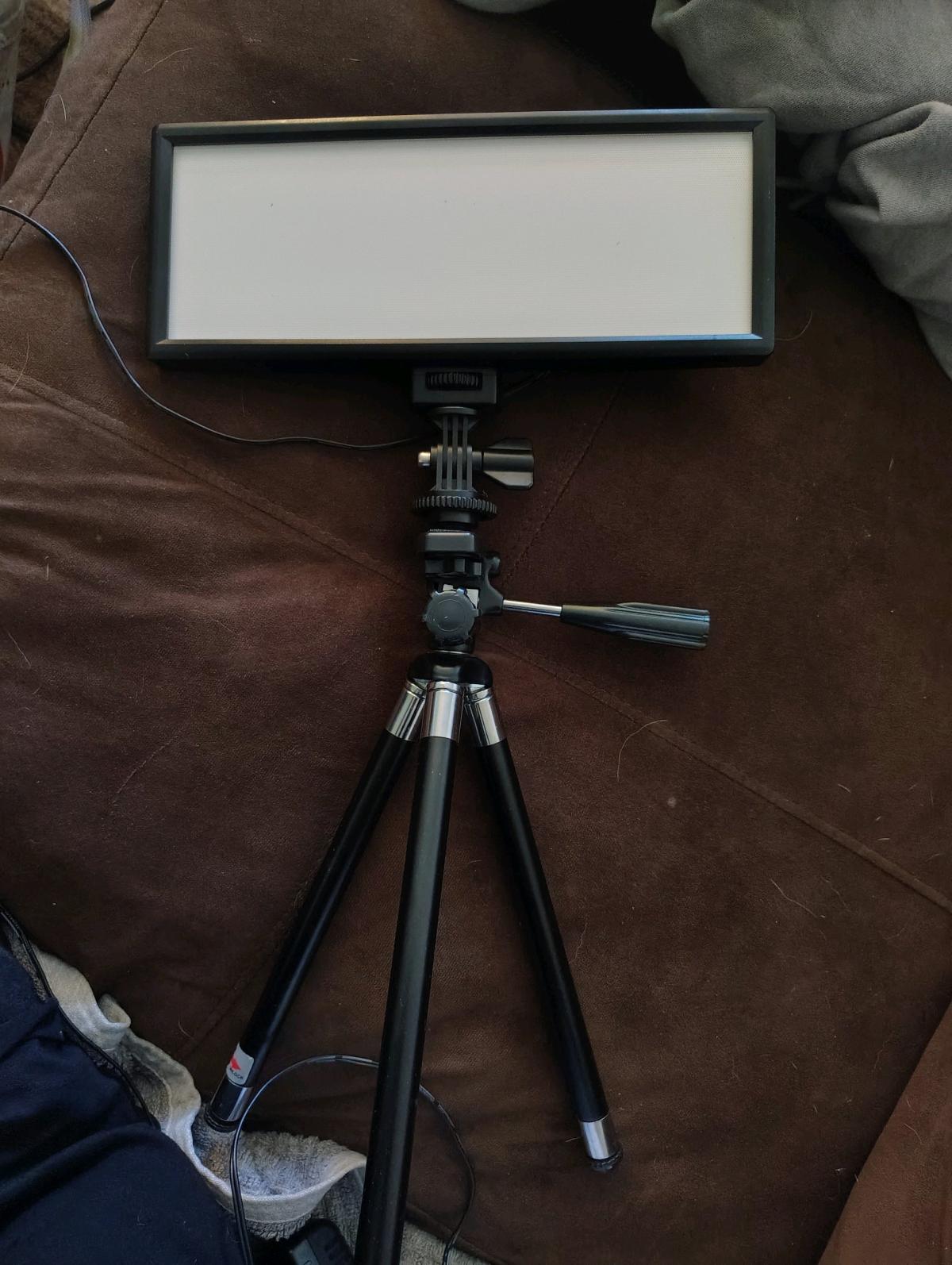 photography light and tripod