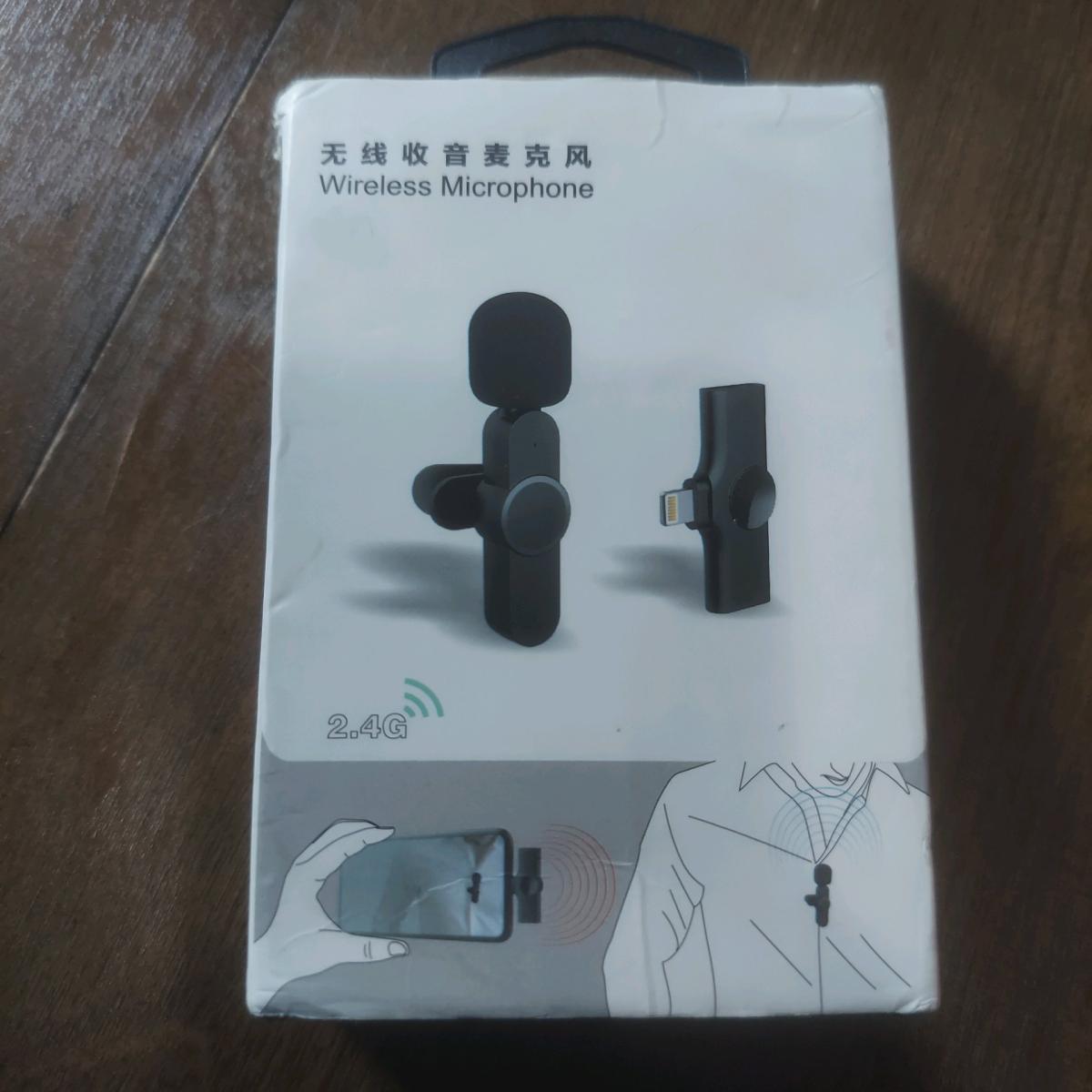 A very good 24GHz wireless microphone it includes a charger