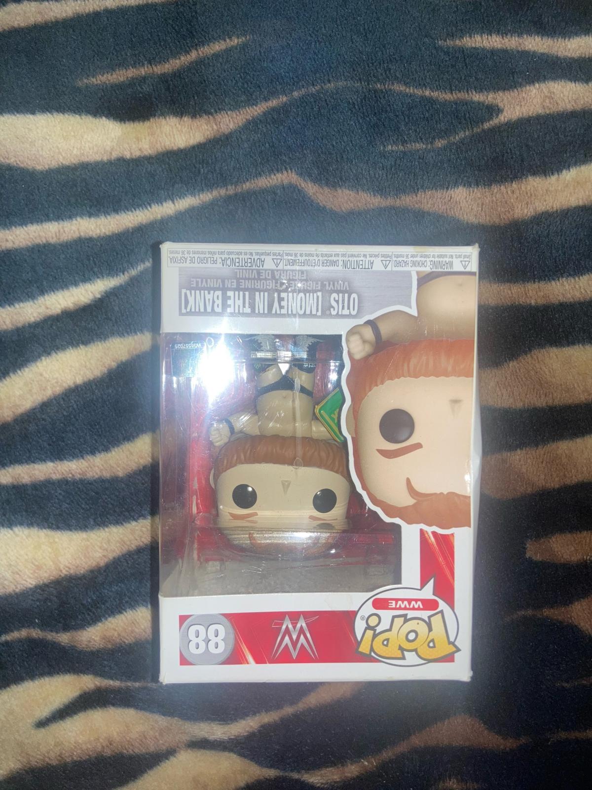WWE OTIS POPS MONEY IN THE BANK