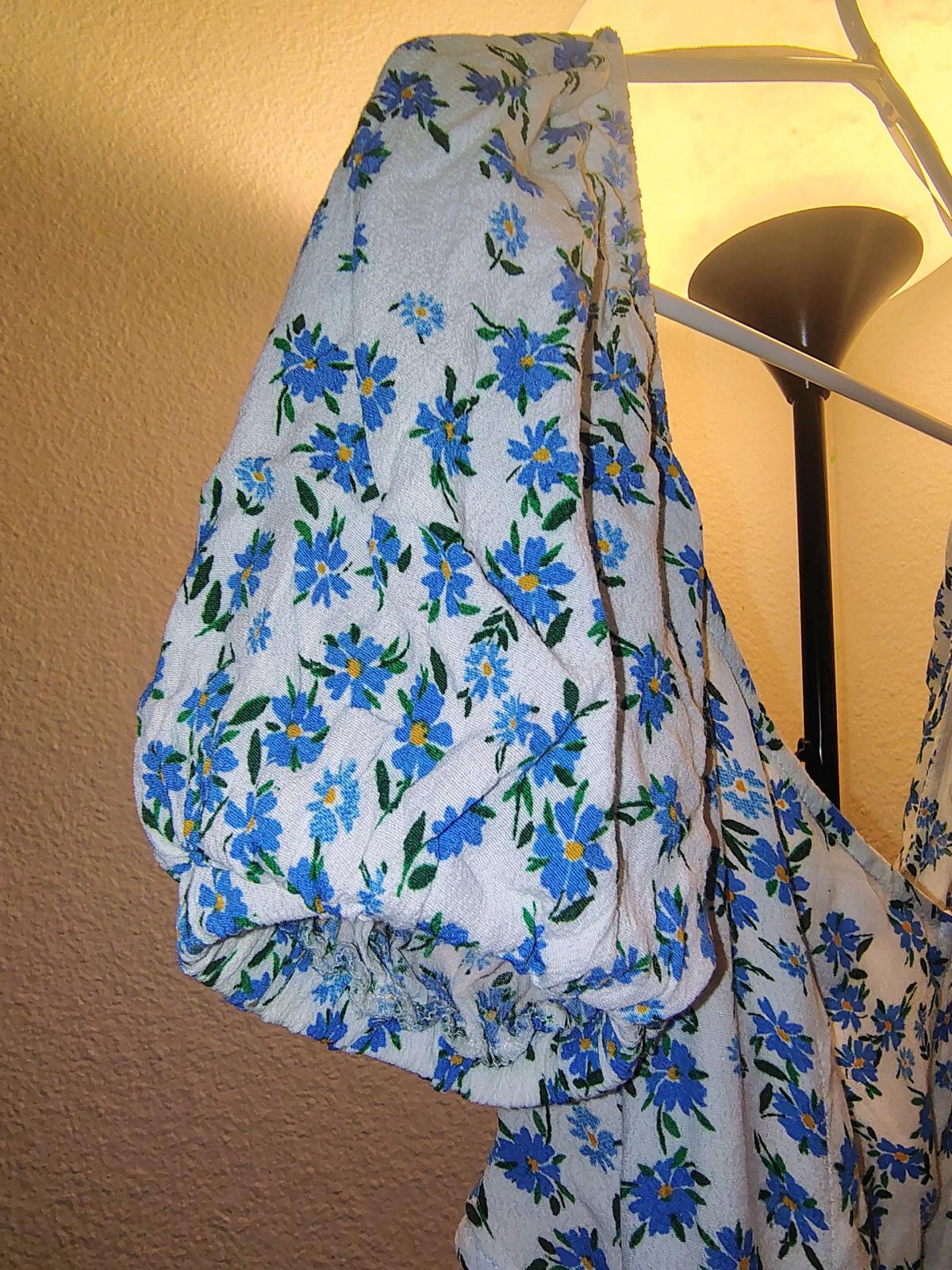 Floral print Summer Dress ties I the front