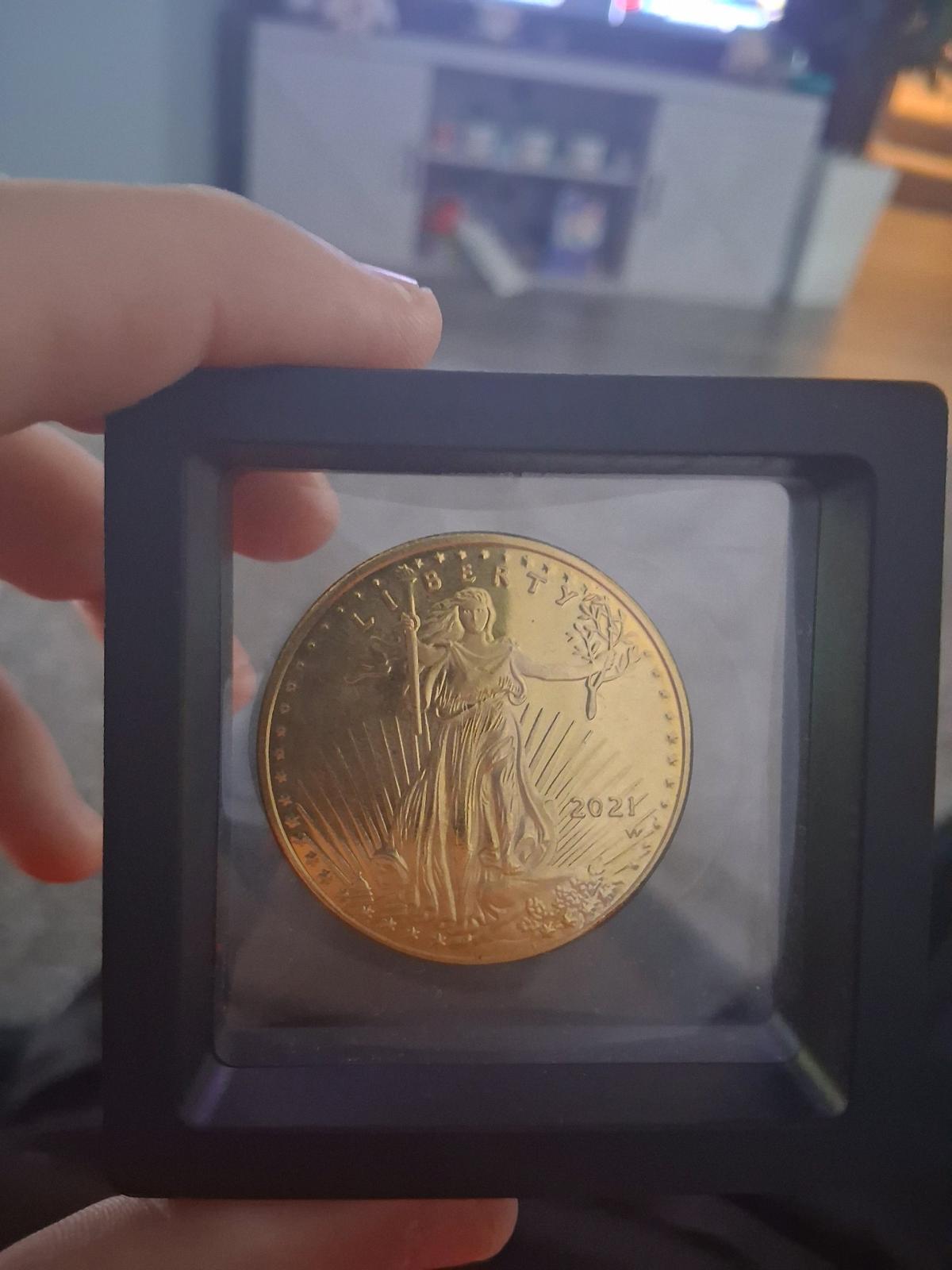 1oz gold American eagle
