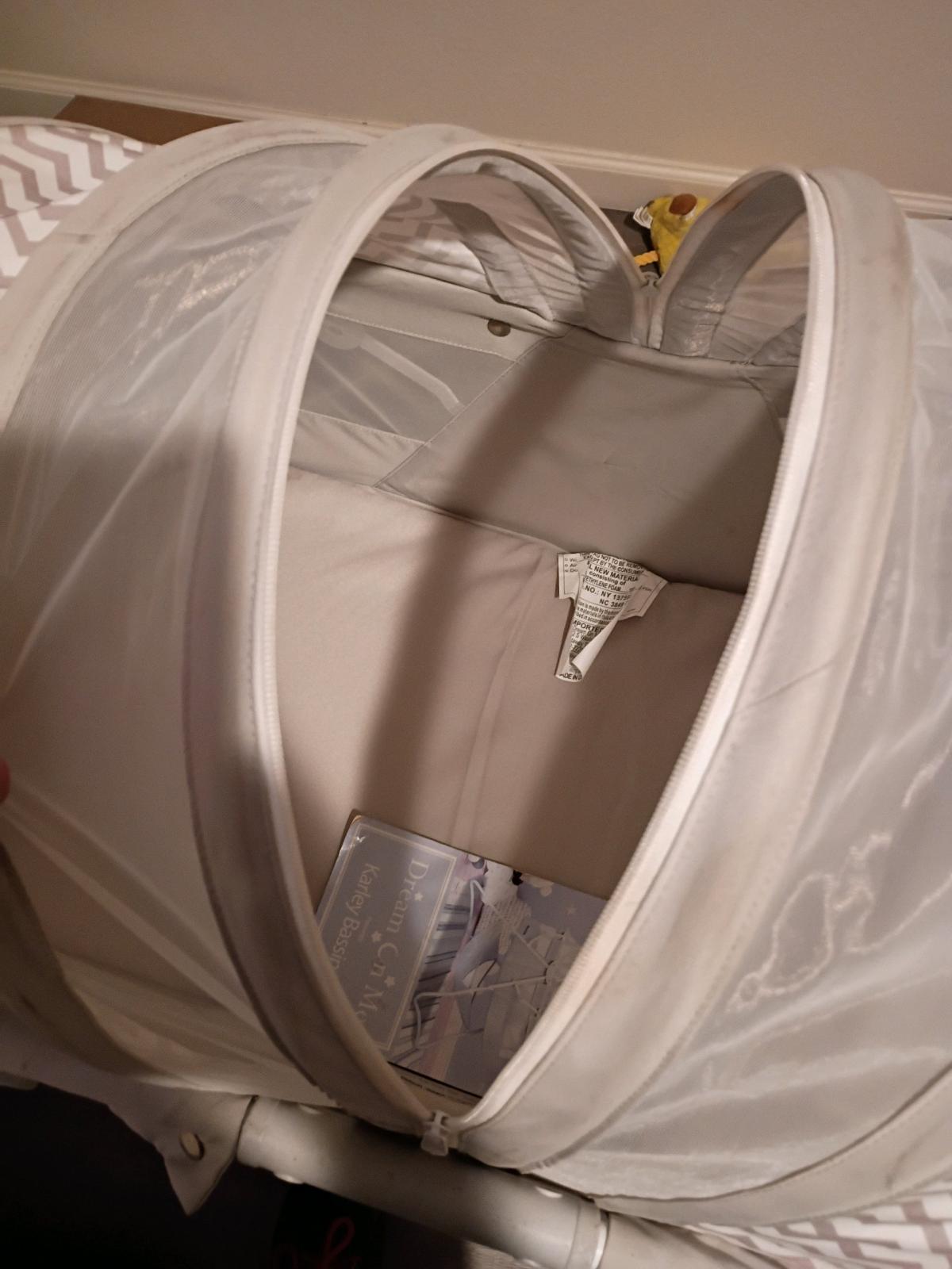 baby bassinet its brand new