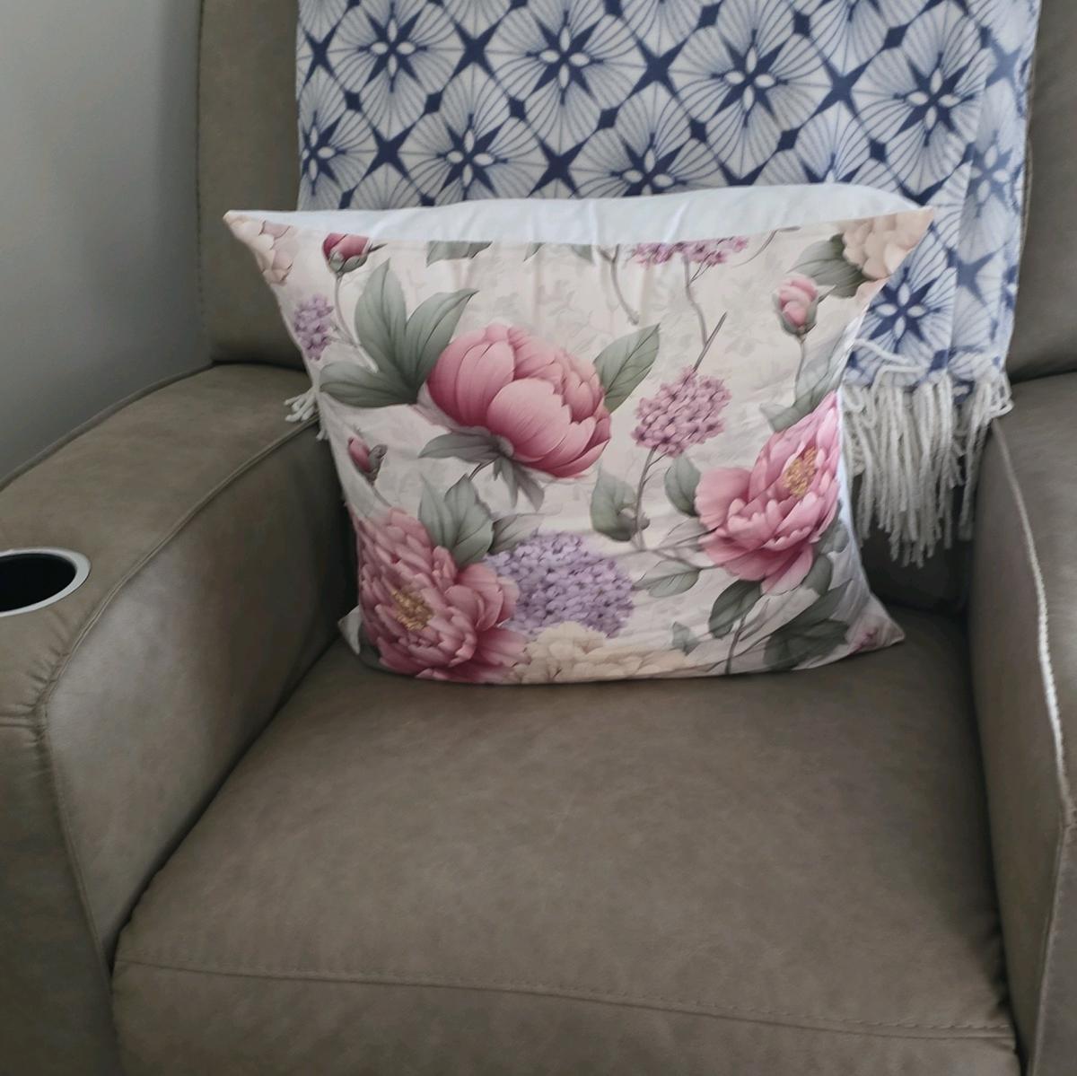 lether recliner brand new