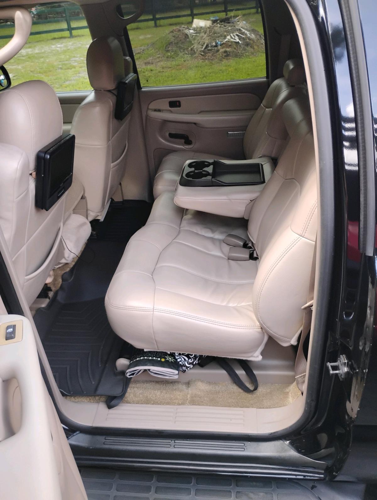 Mobile Vehicle Detailing