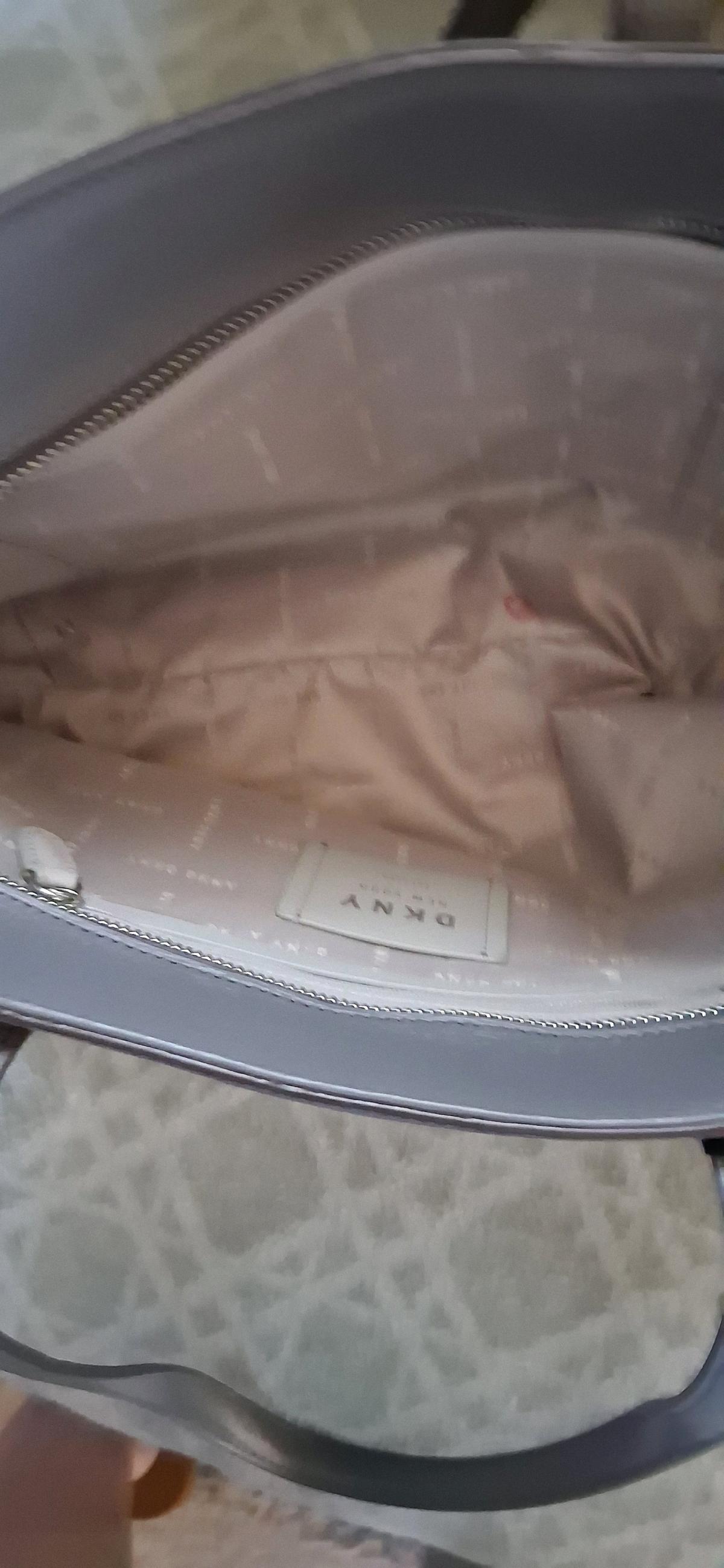 NEW DKNY LEATHER SHOULDER TOTE BAG