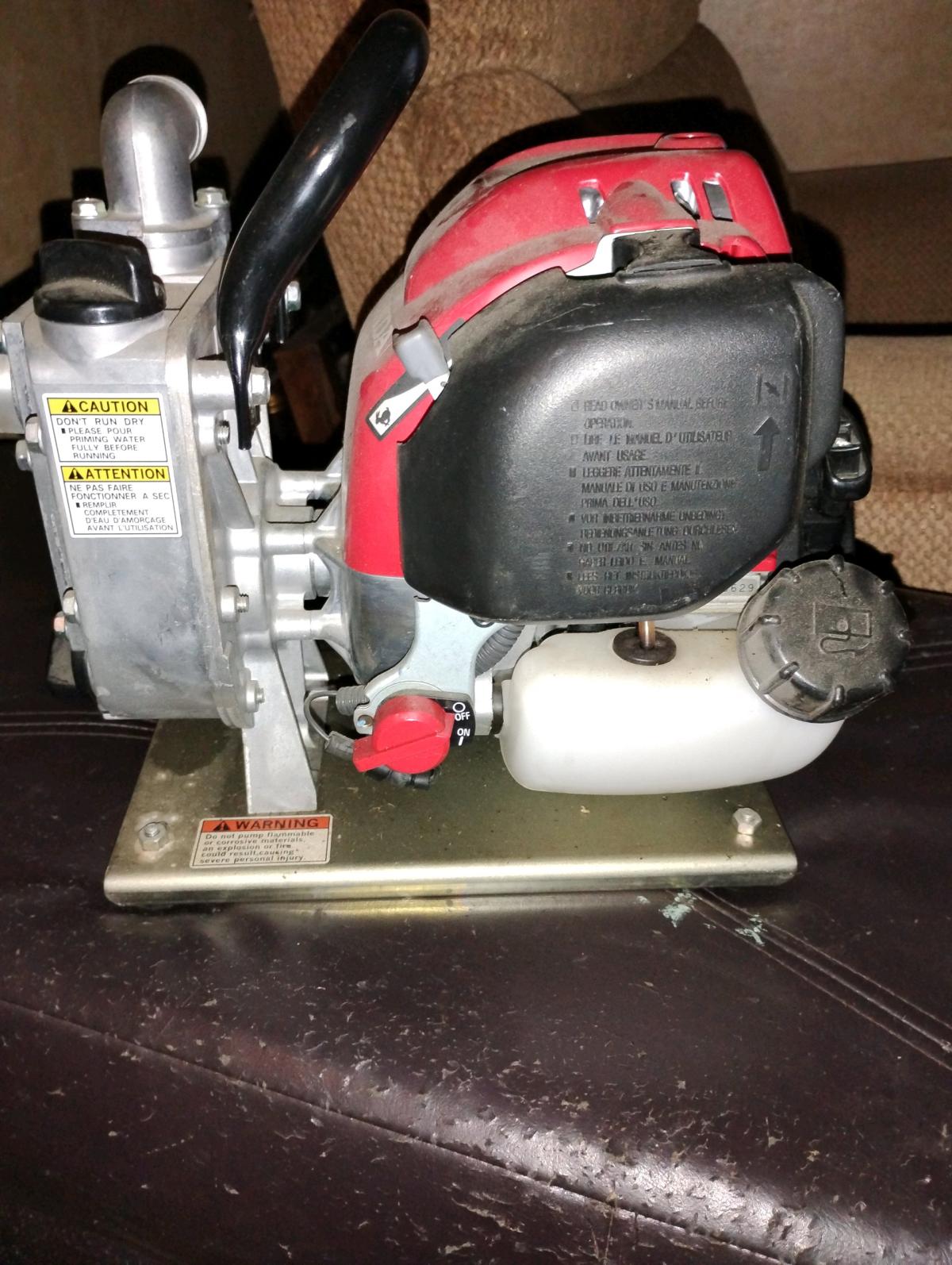 Honda wx10 4 stroke water pump 32 gallons a min
