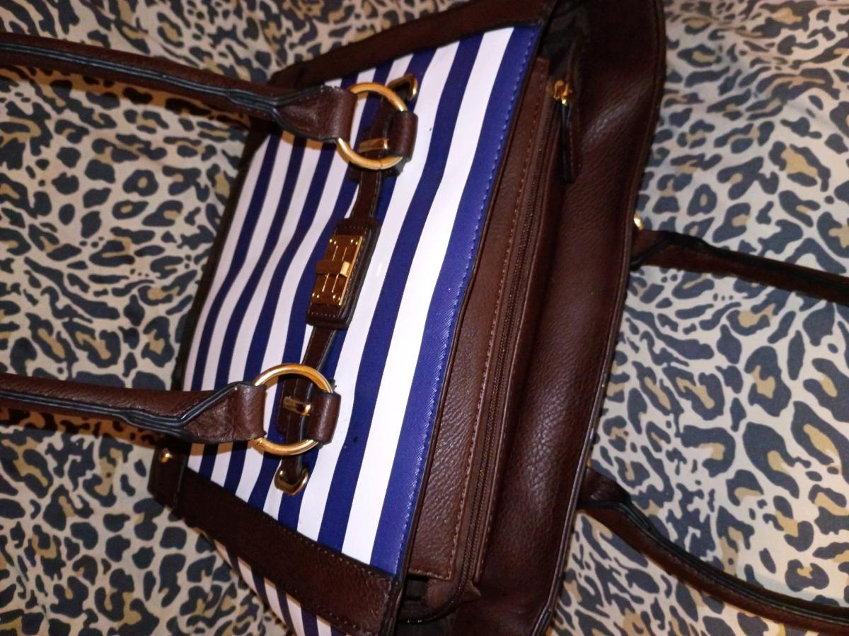 Bulldog womens conceal and carry purse