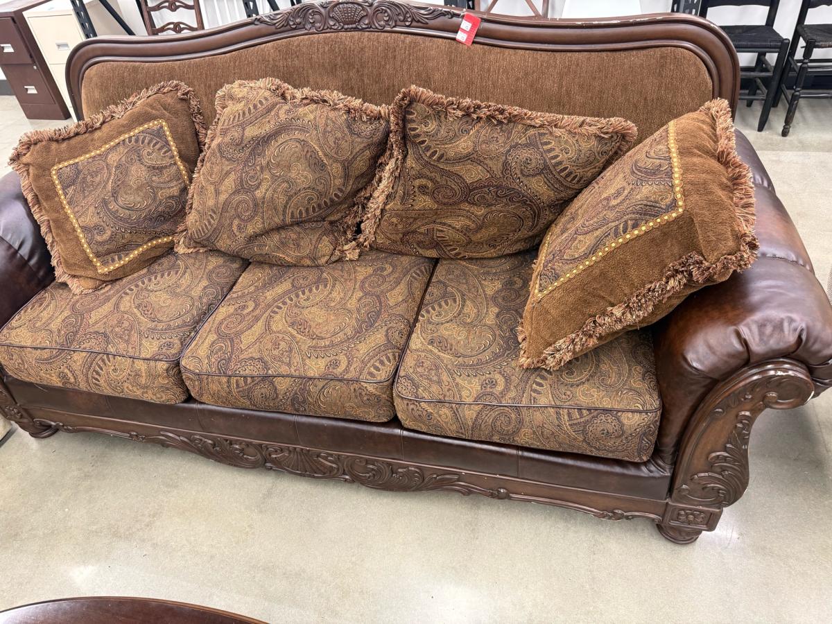 brown leather couch perfect condition