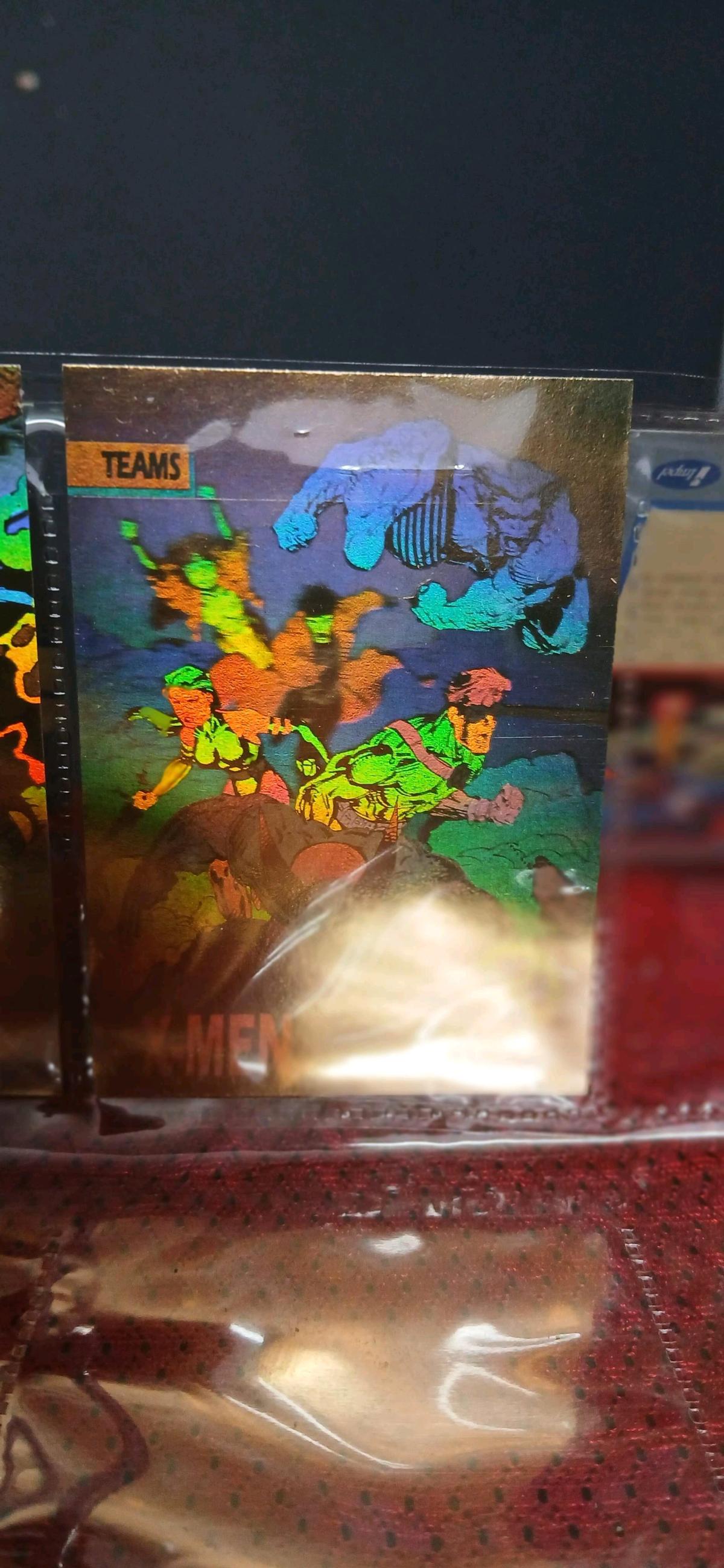 MARVEL HOLOS AND DC PACKS OF NEW CARDS