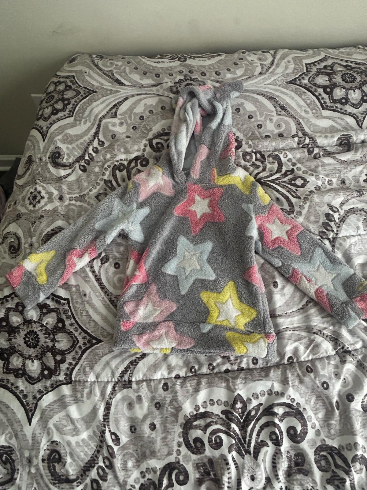 Cozy Plush Fleece Star Patterned Hooded Sweater