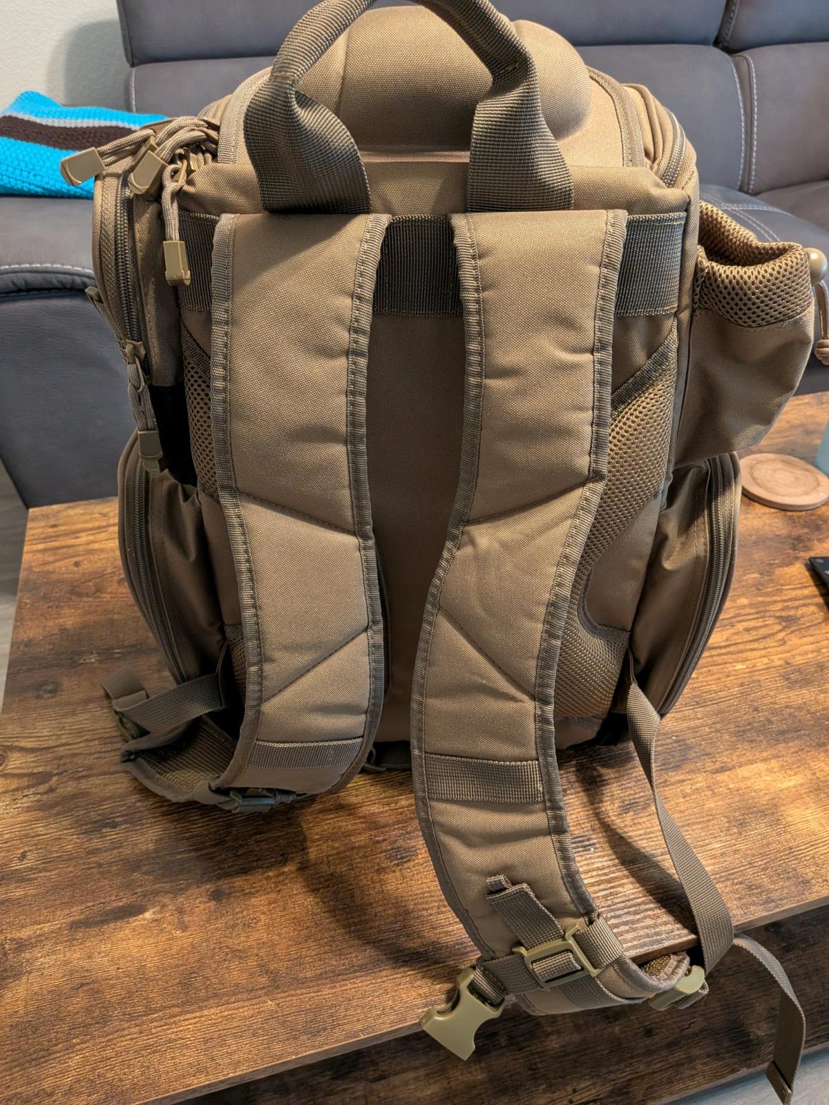 Piscifun Fishing backpack