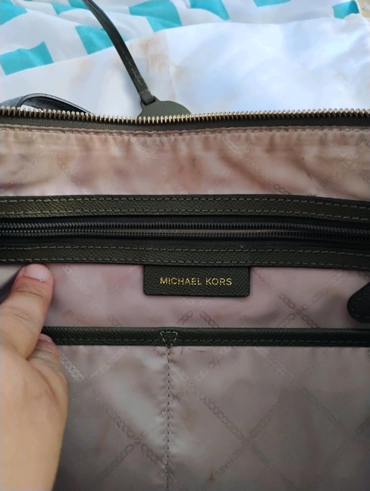 Michael Kors Voyager Medium Saffiano Leather Tote Bag in Oli