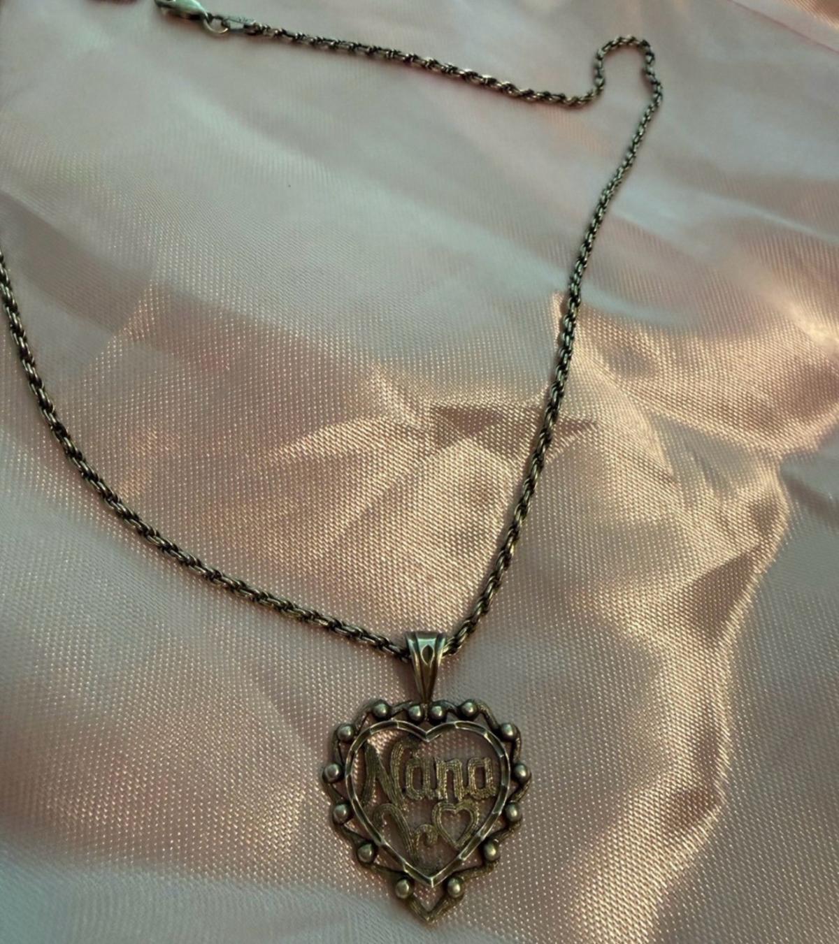 185 grams wearable and scrap vintage silver bundle