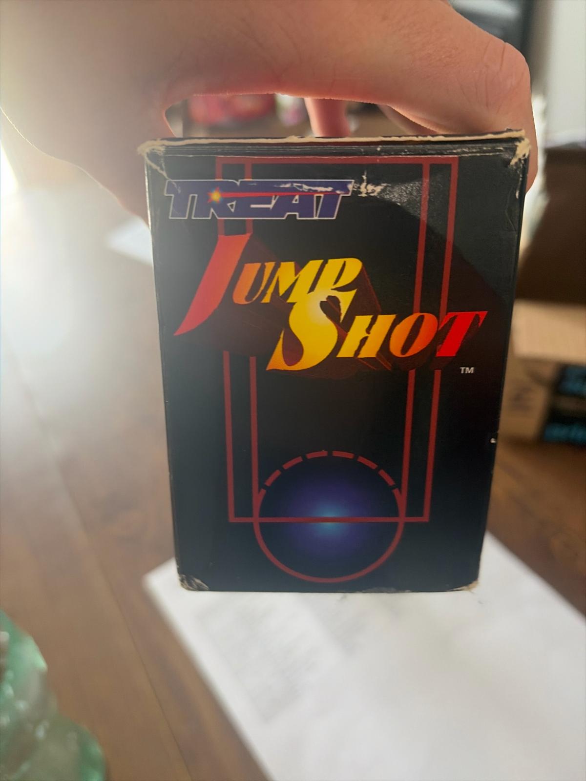 1994 150 card box of upper deck jumpshot