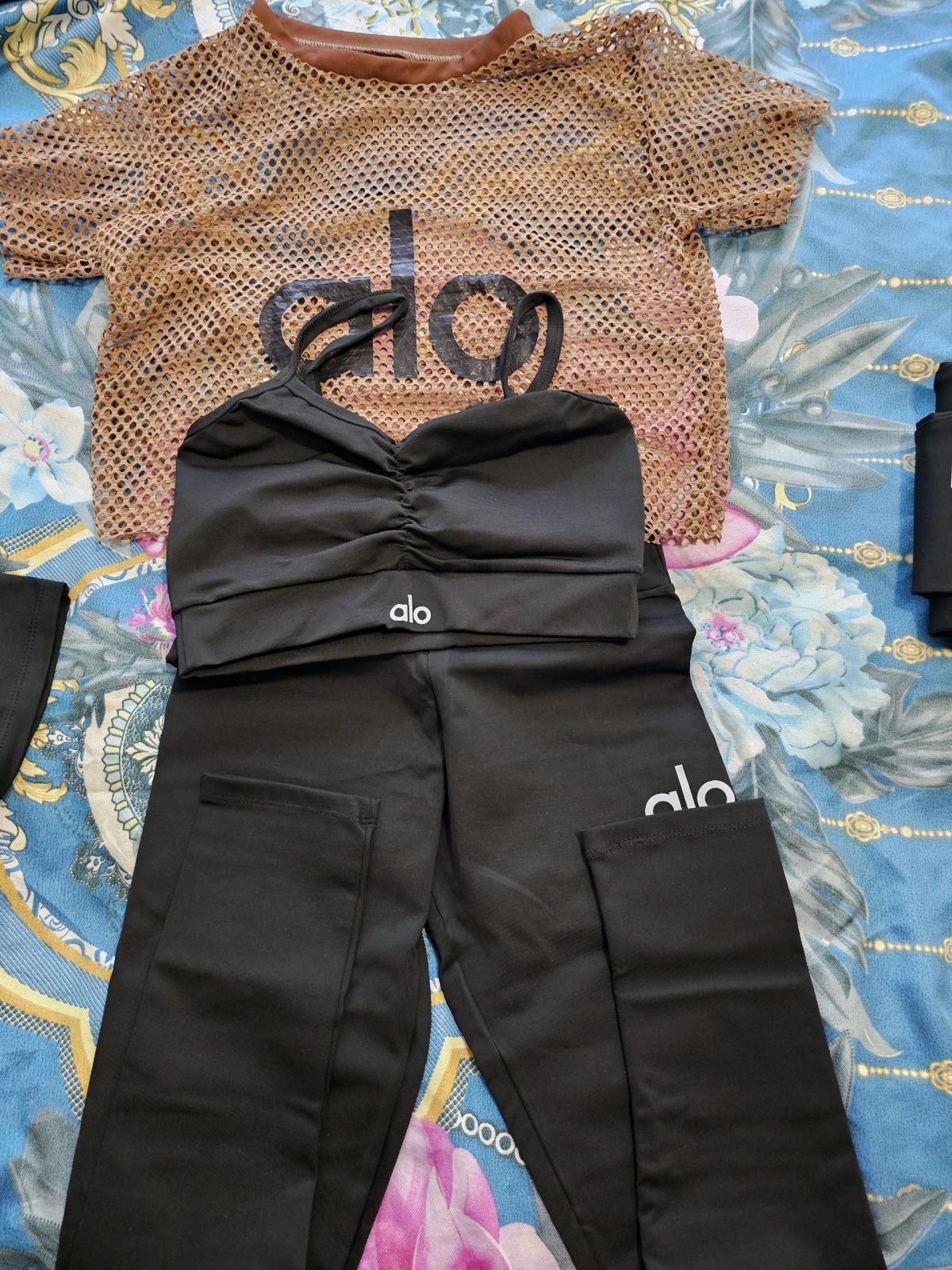 conjunto de tres piezas de mujer