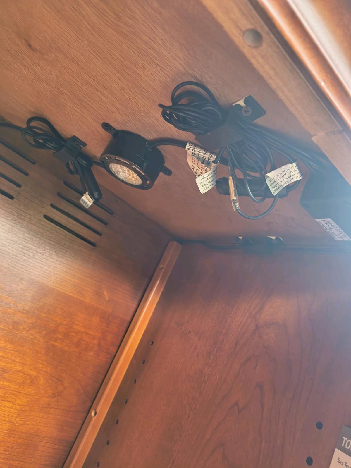 Inspirations Mahogany Plasma Lift Cabinet