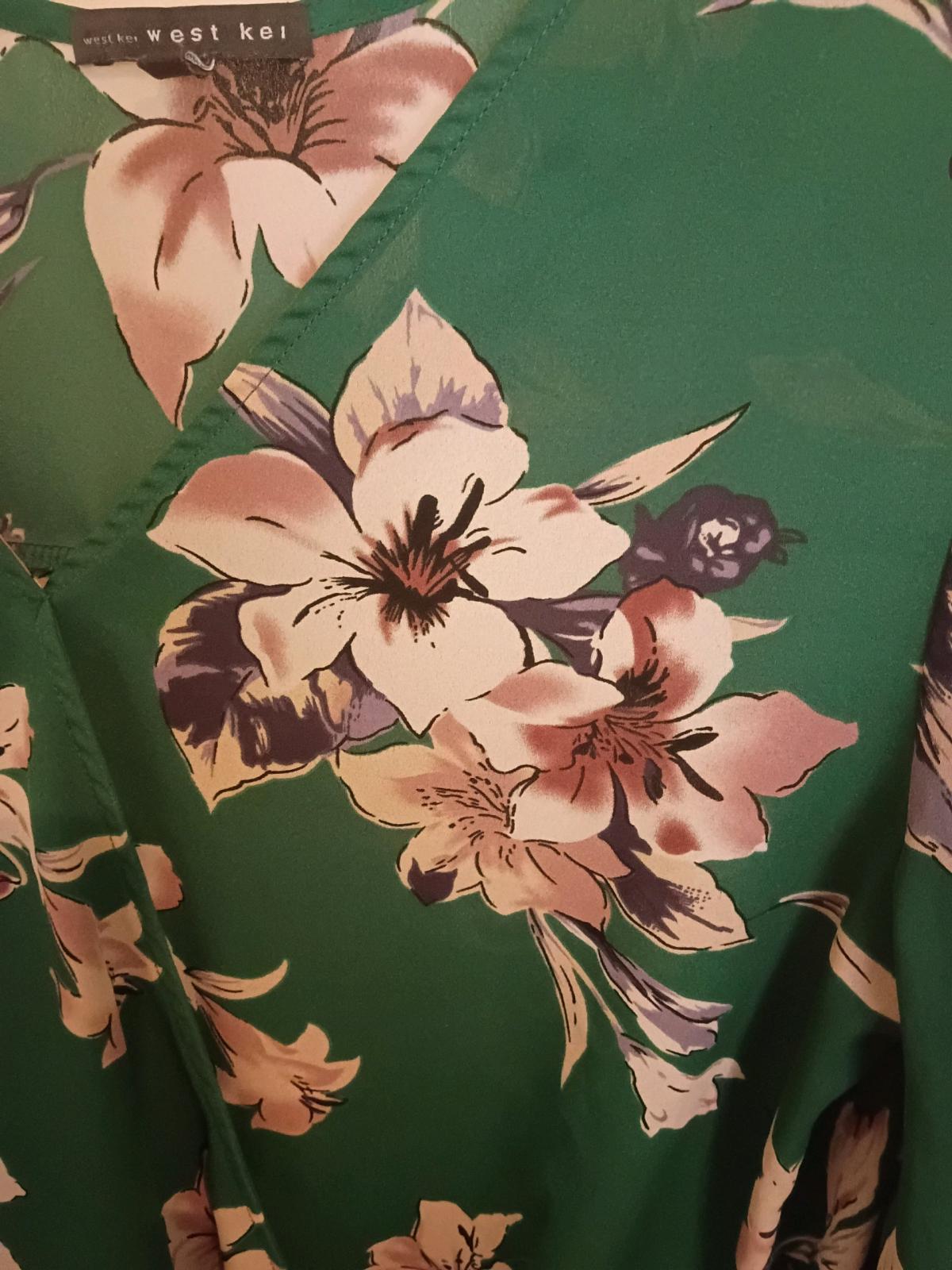 Green floral blouse size medium