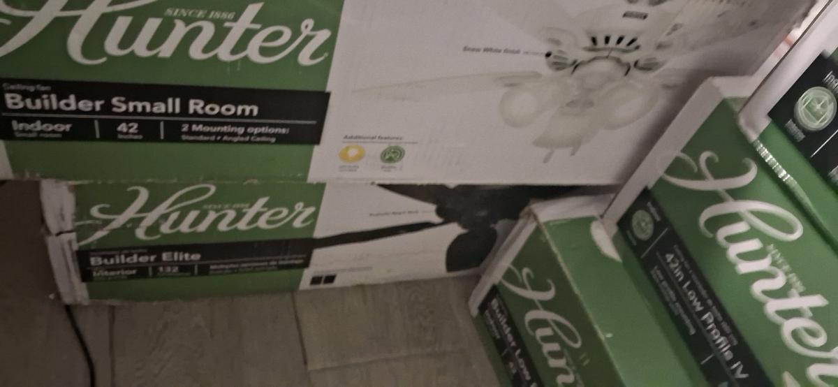 36 new Hunter Ceiling Fans read description