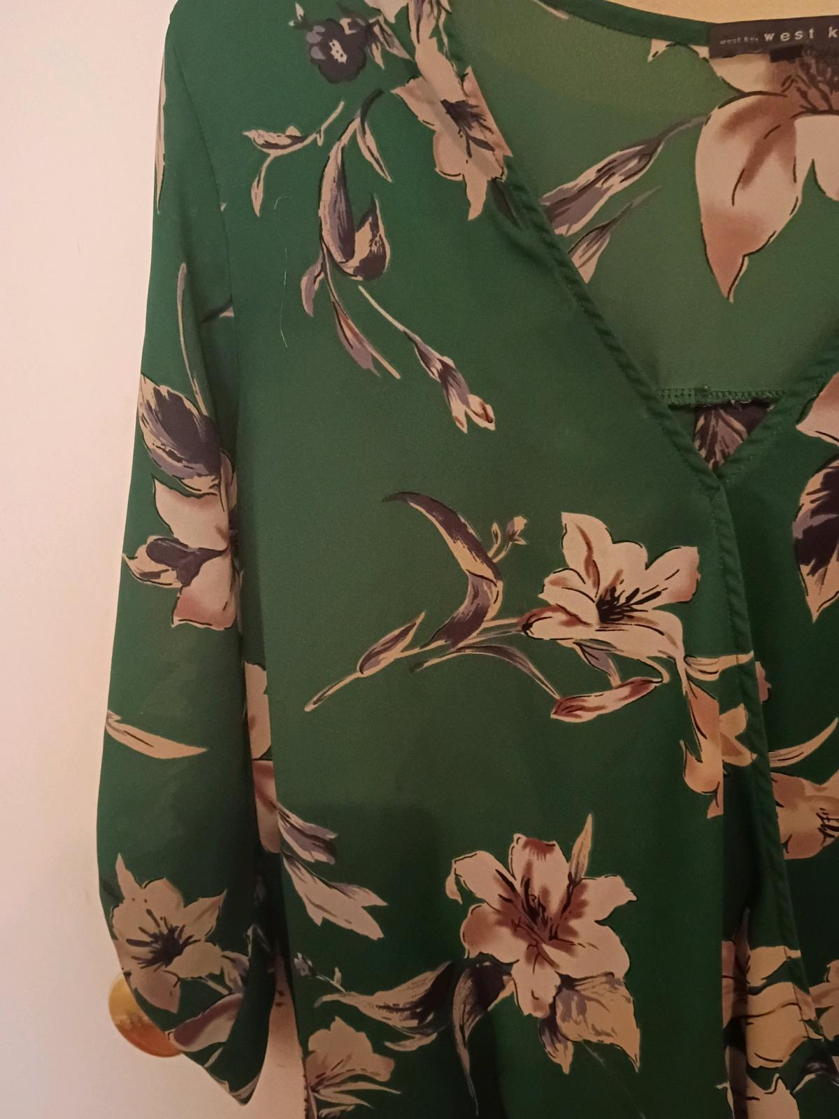 Green floral blouse size medium