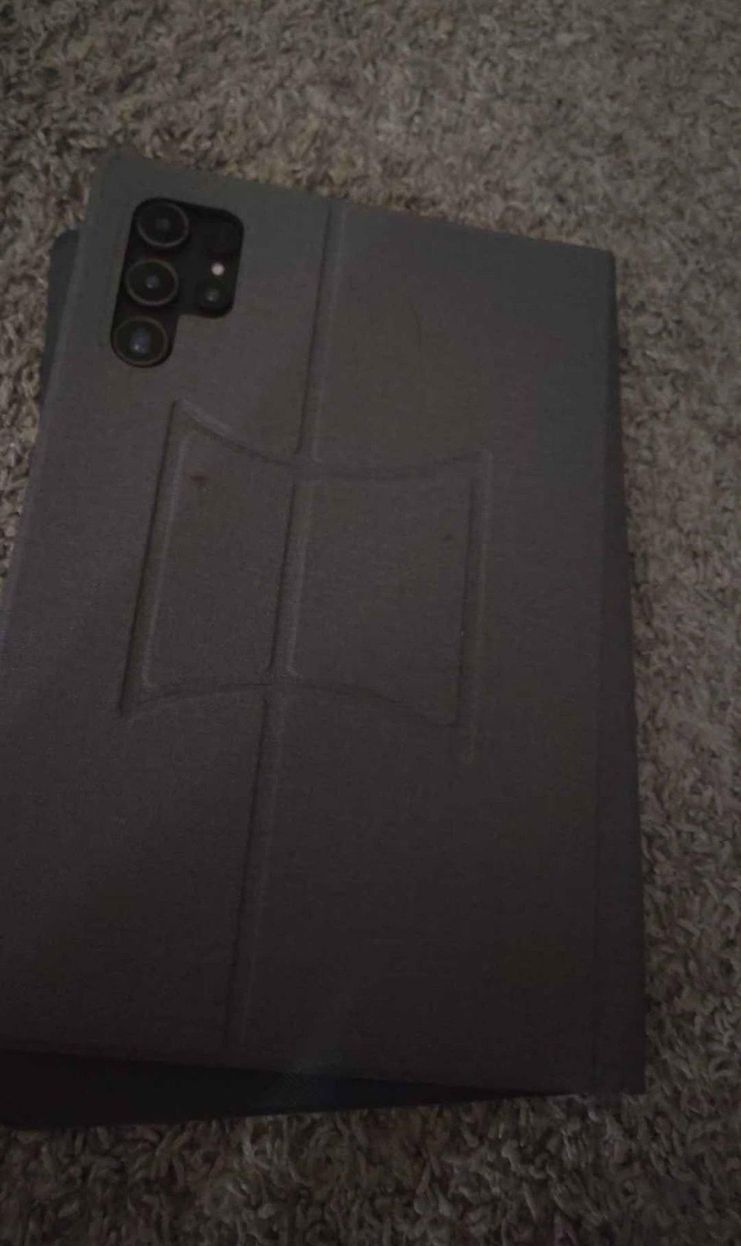 Tablet X9 plus works and no cracks
