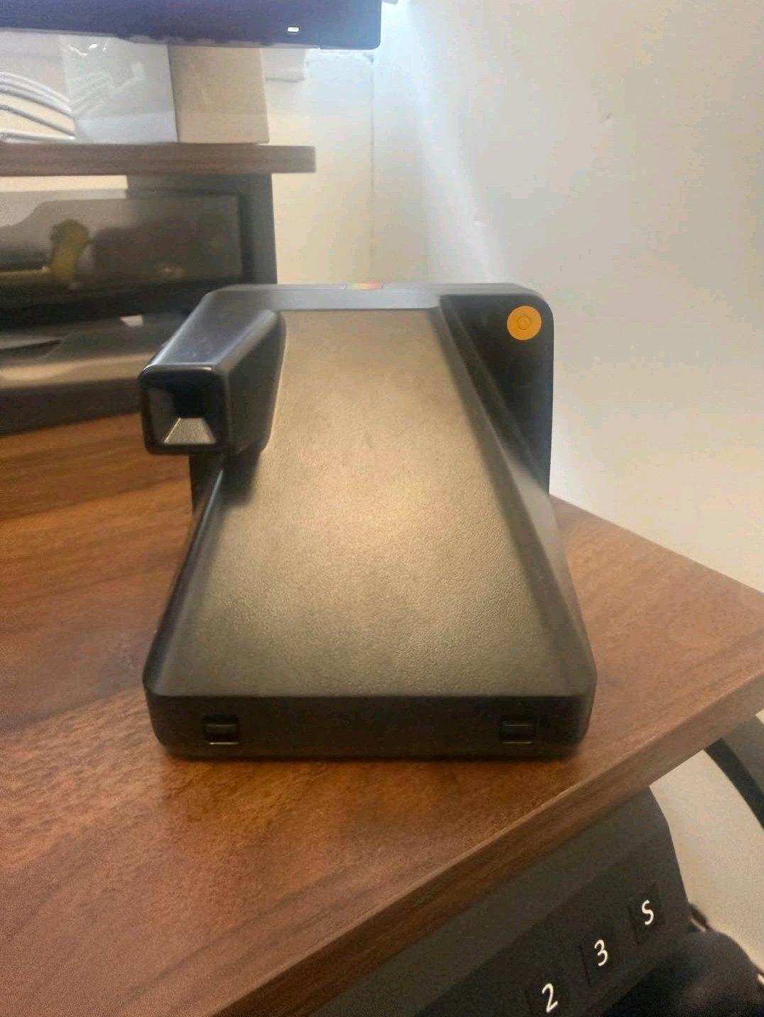Polaroid Now Instant Camera  Barely Used  Original Box