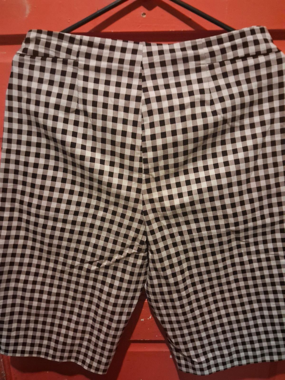 Anna Grace Bermuda Shorts