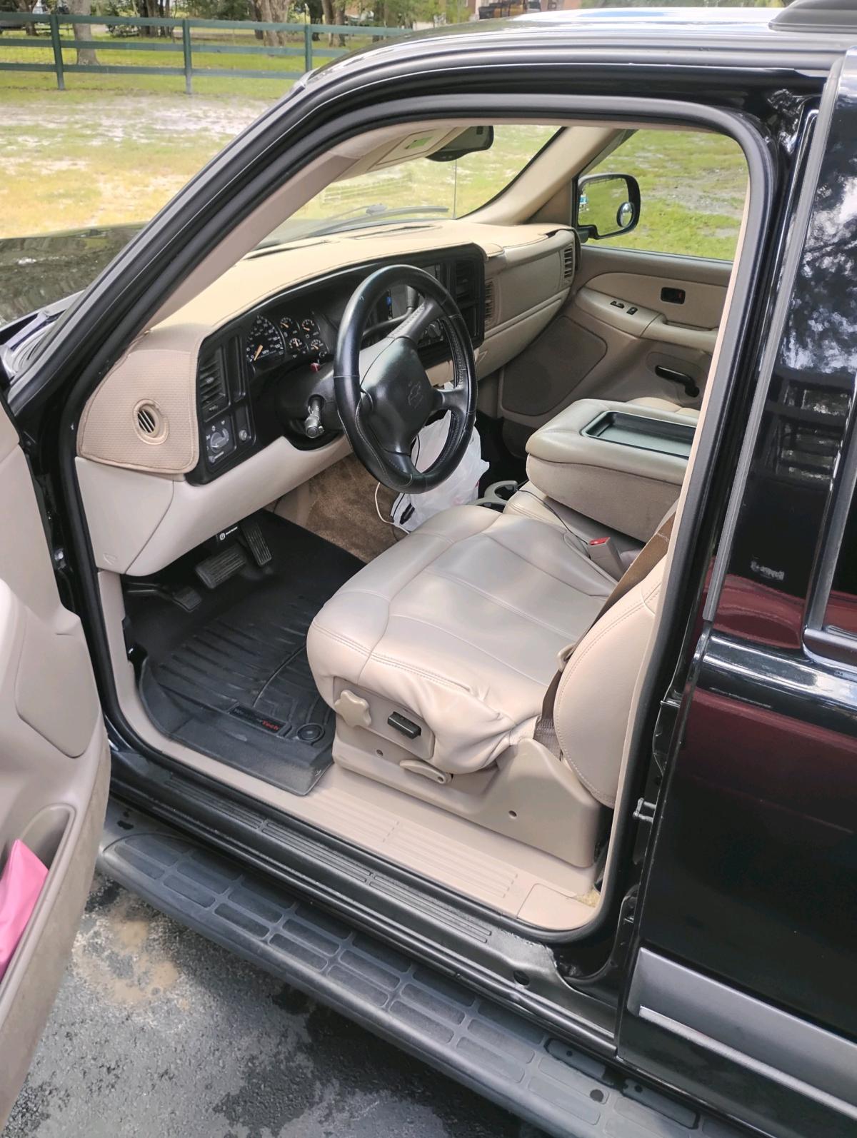 Mobile Vehicle Detailing