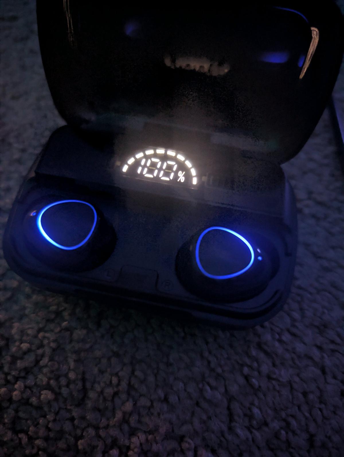 Bluetooth headphones really good quality in sound
