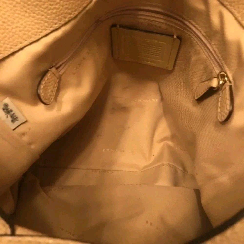 Coach Turn lock Edie Light Brown 36855