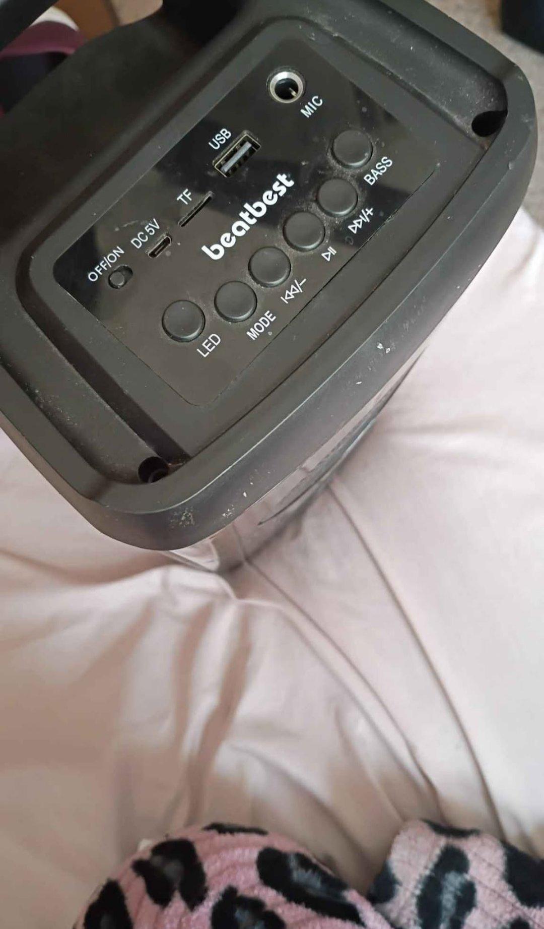 Bluetooth Speaker Read description