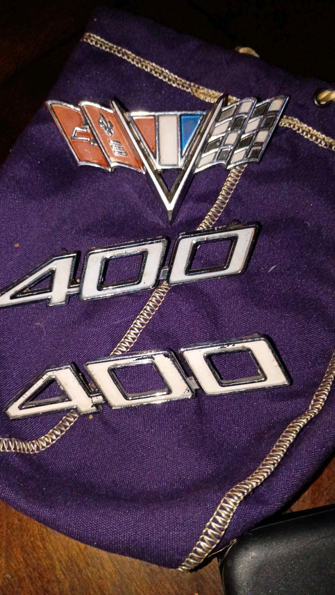 Chevy hood emblem