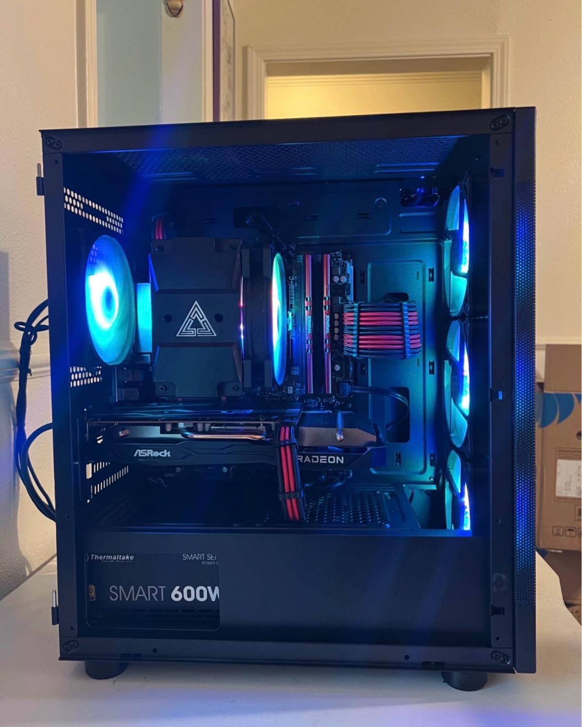 gaming pc working properly in good condition