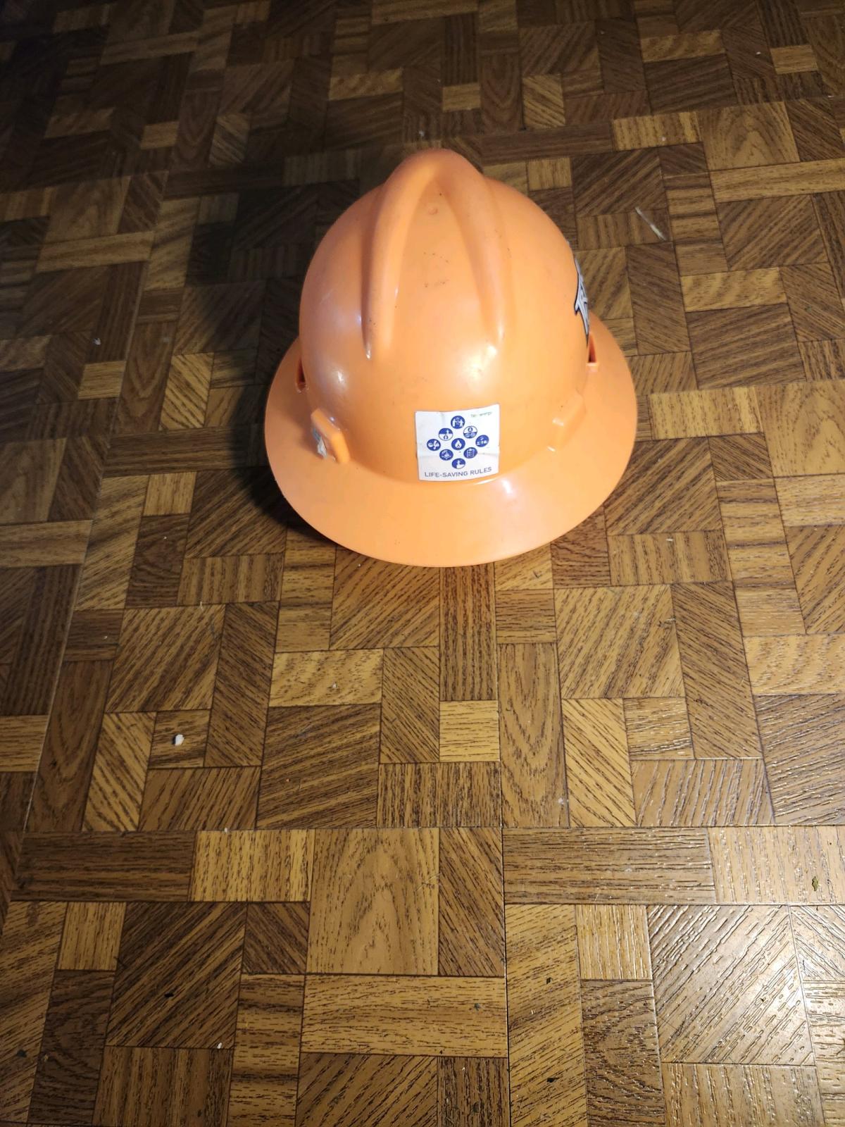 Portwest Full Brim Premier Hard Hat