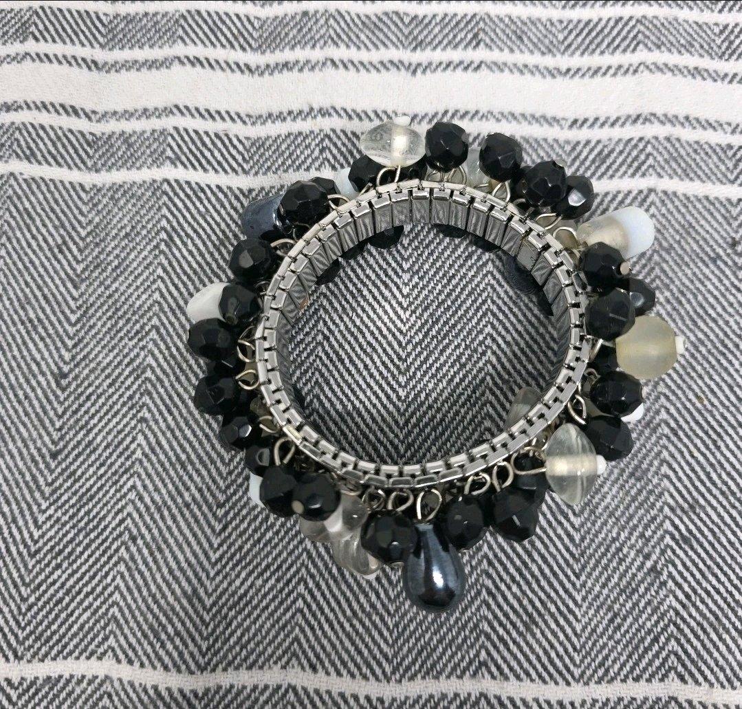 Cha Cha Expansion Bracelet Black White  Clear Beads Vintage