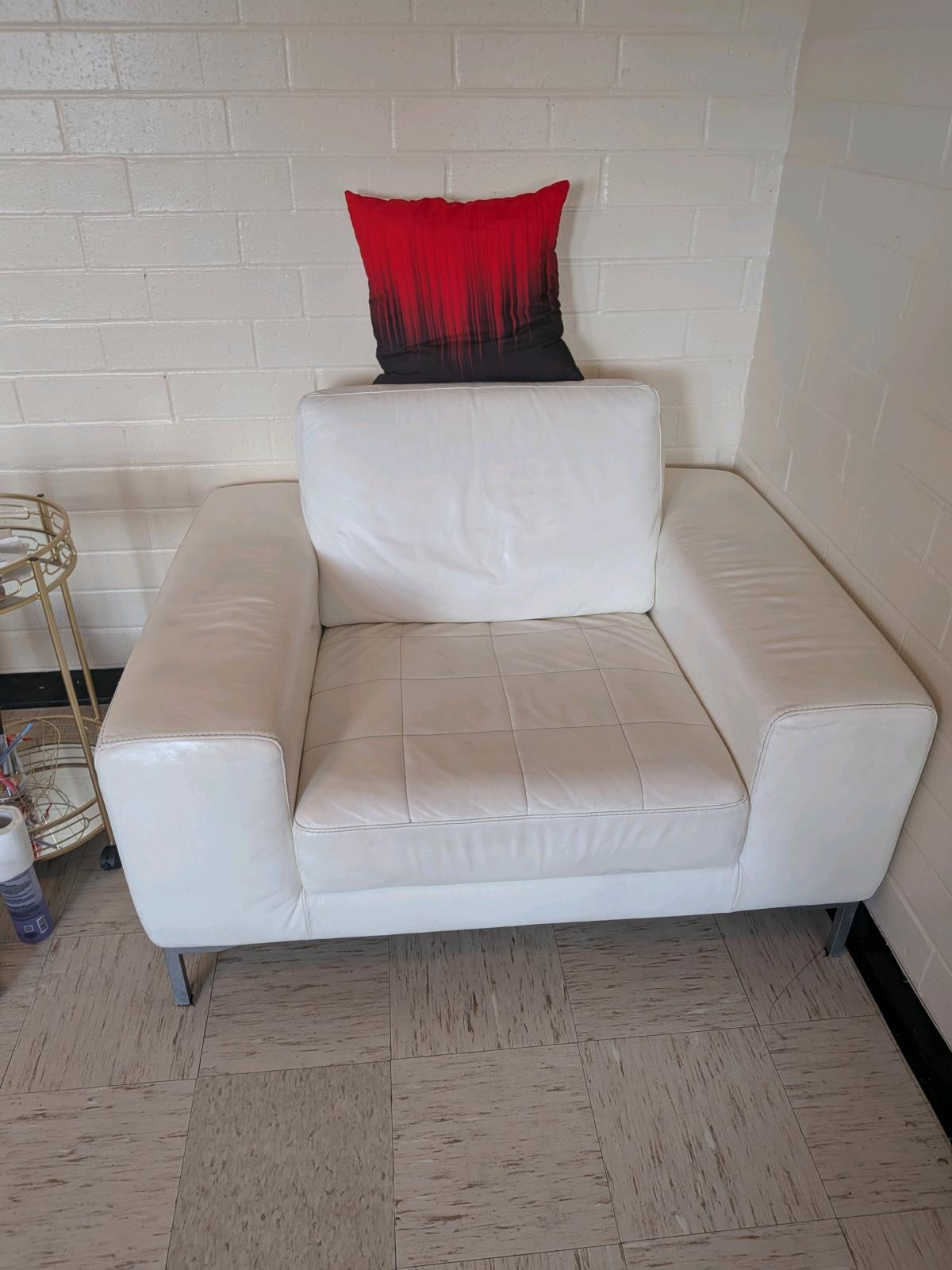 Authentic Nicoletti Salotti White Leather Chairs Made In Ita