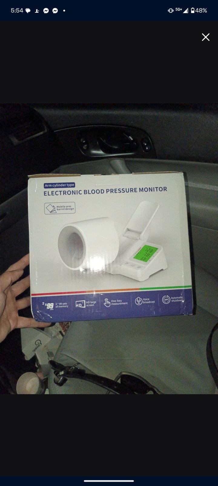 electronic blood pressure monitor