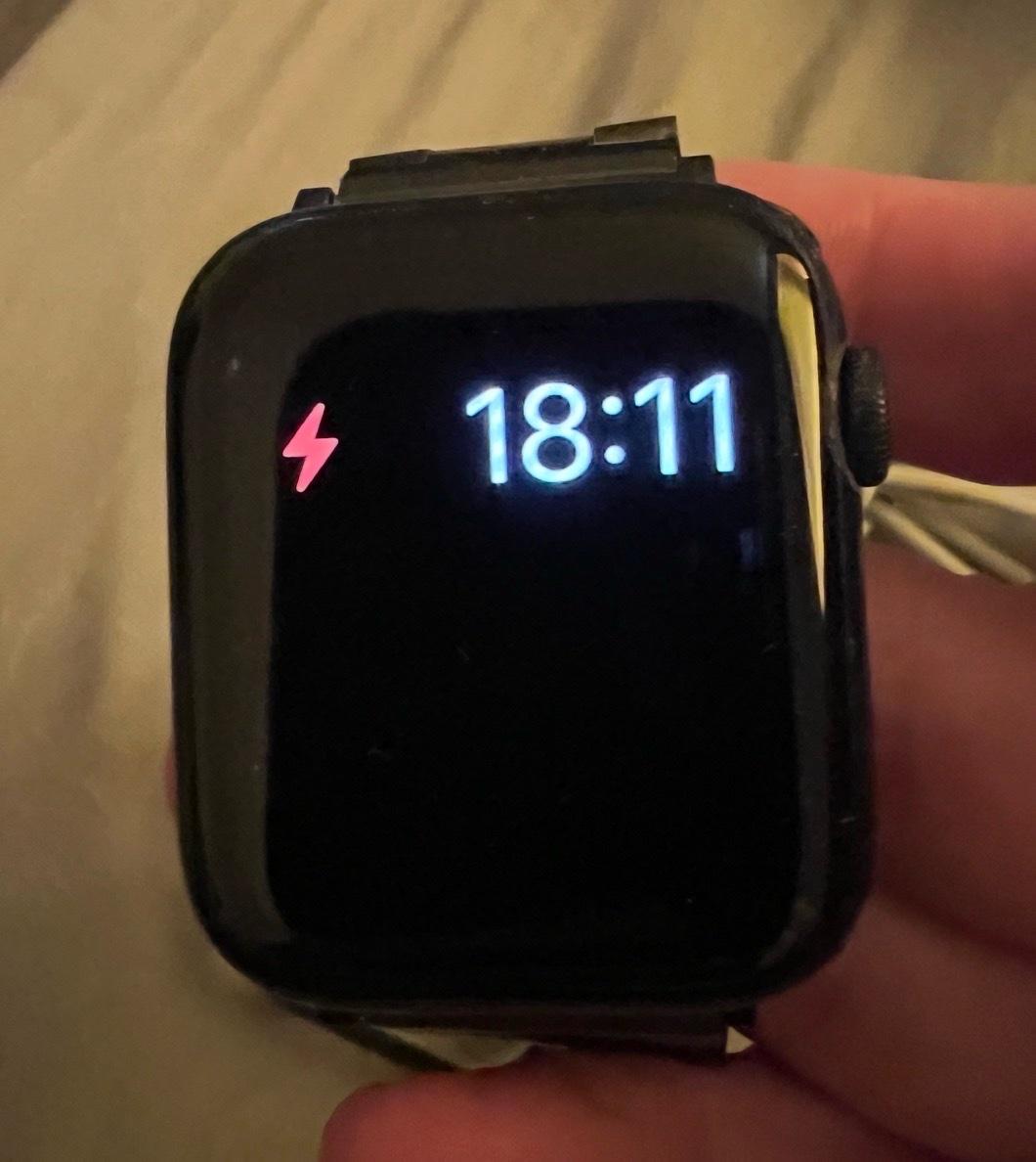 Apple Watch Series 6 Cellular and GPS