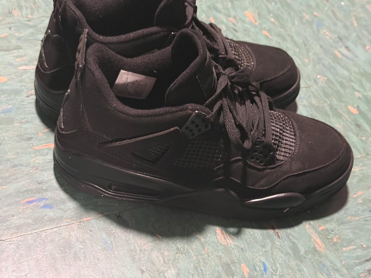 black cat 4s mens size 10 brand new