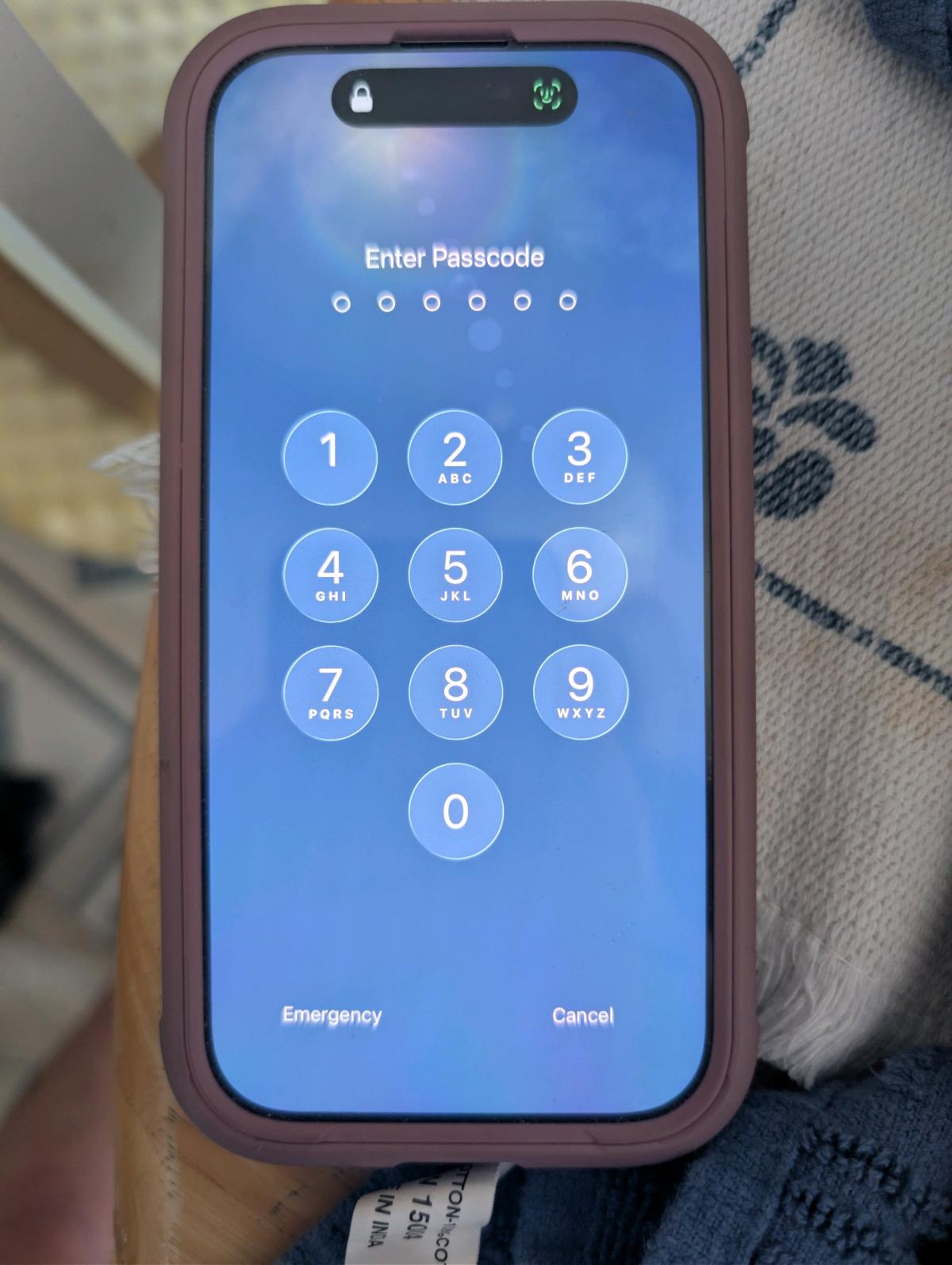 Apple iPhone 17 Lavender