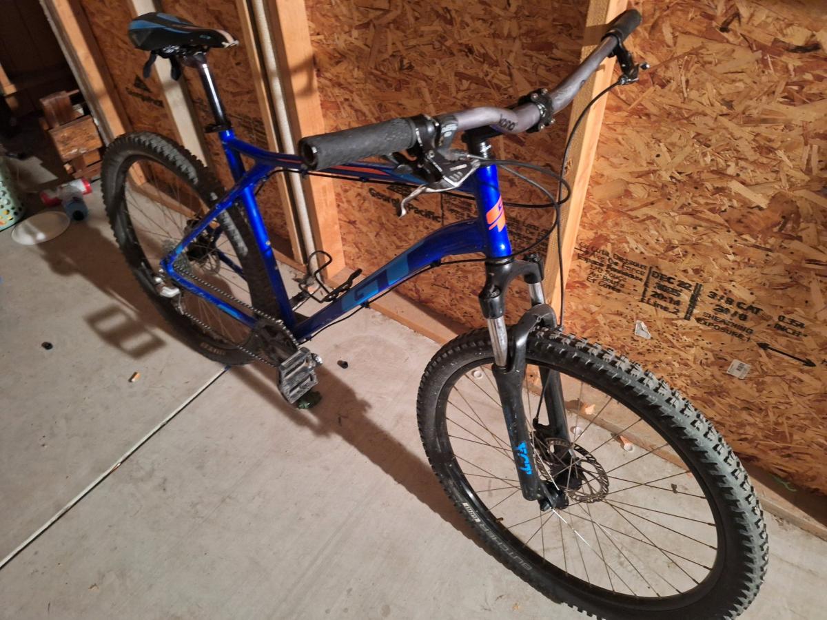 2013 specialized hardtail blue