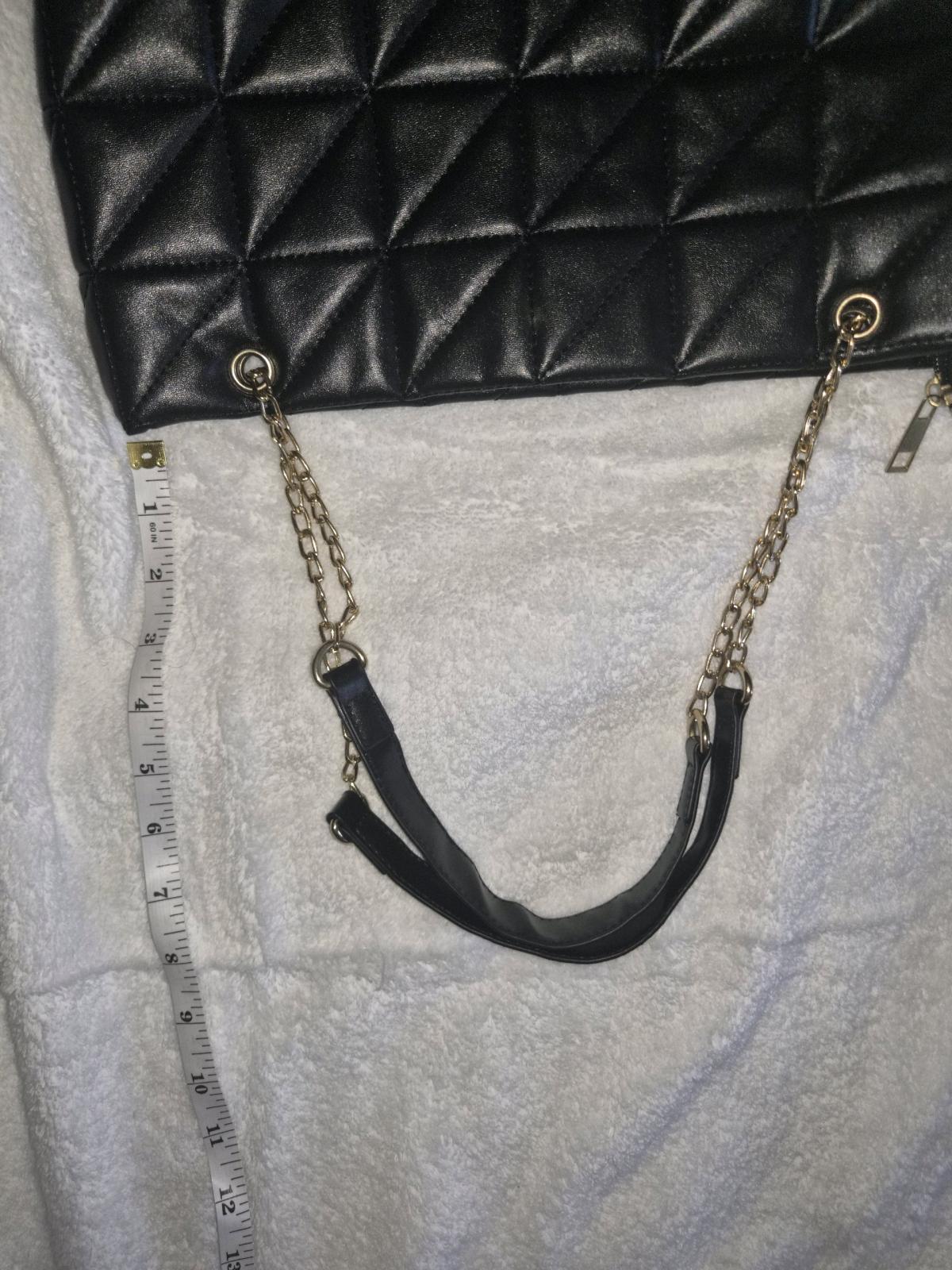 Black shoulder or crossbody meduim hang bag