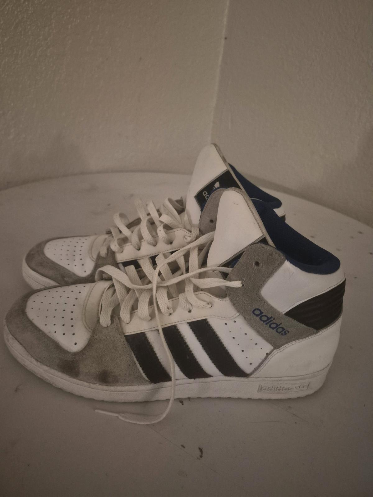 Adidas Throw Back Sneakers