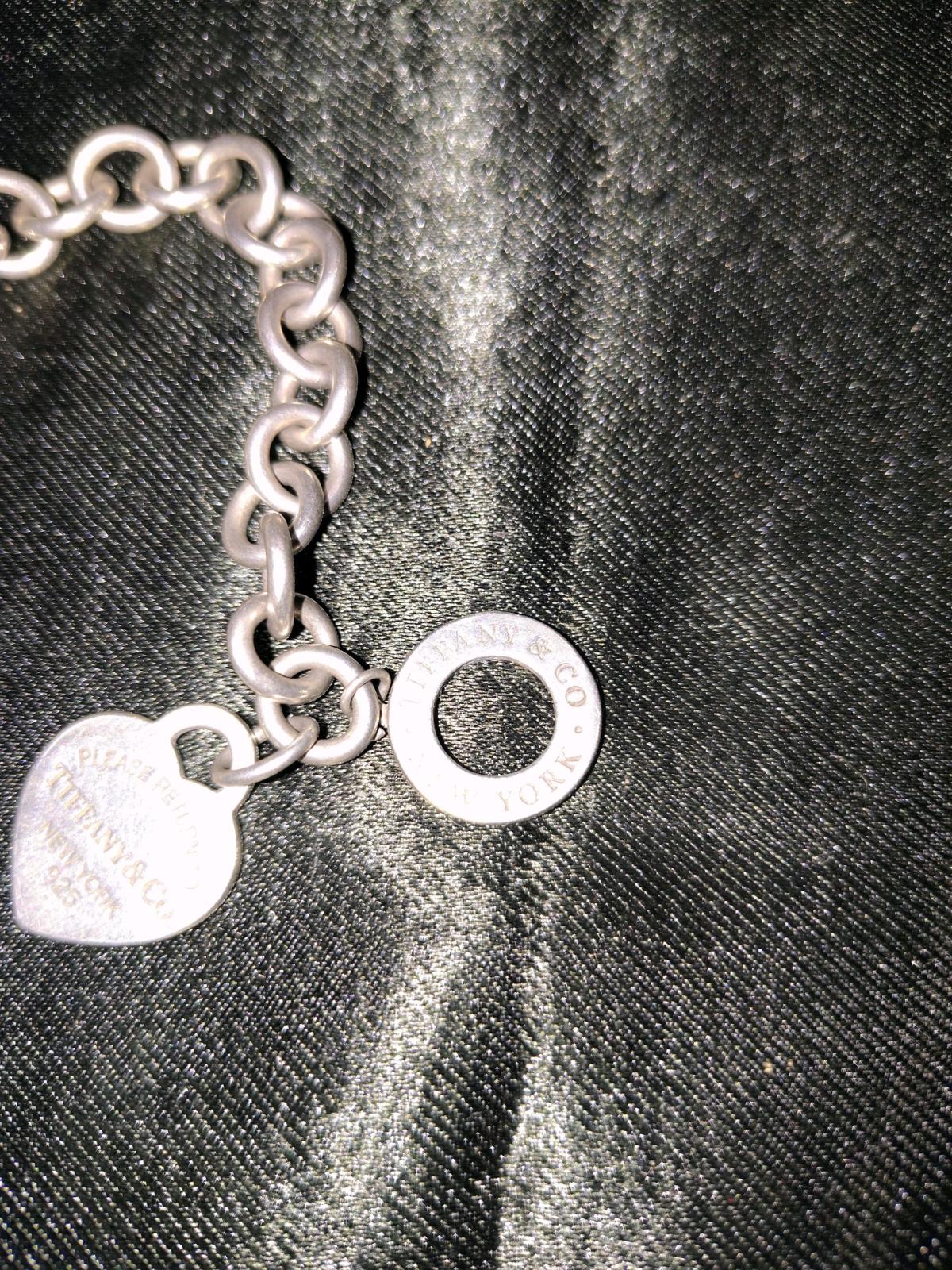 Tiffanys toggle bracelet without the box return to Tiffanys