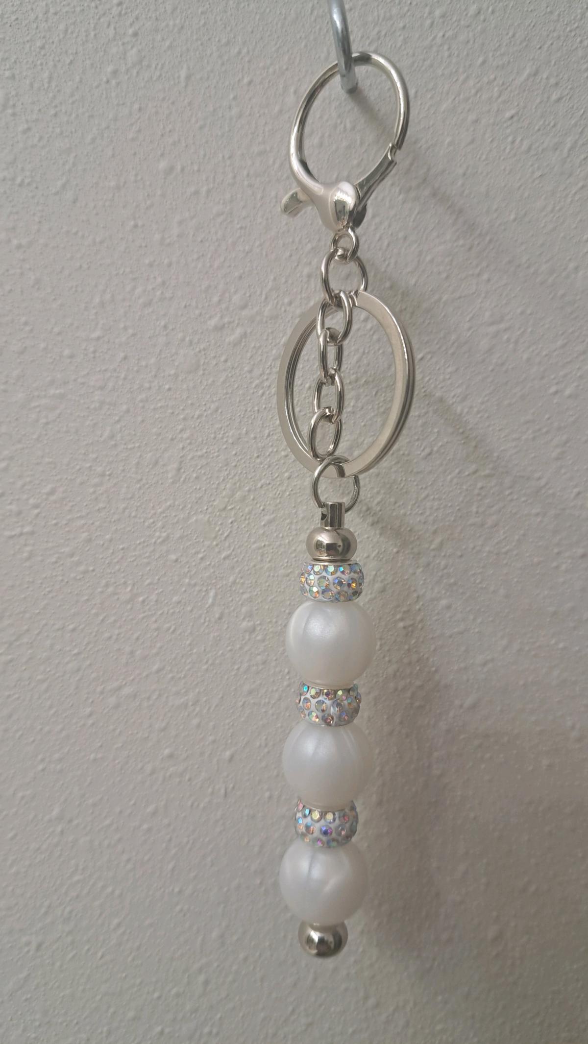 Handmade Pearl White Beaded keychain