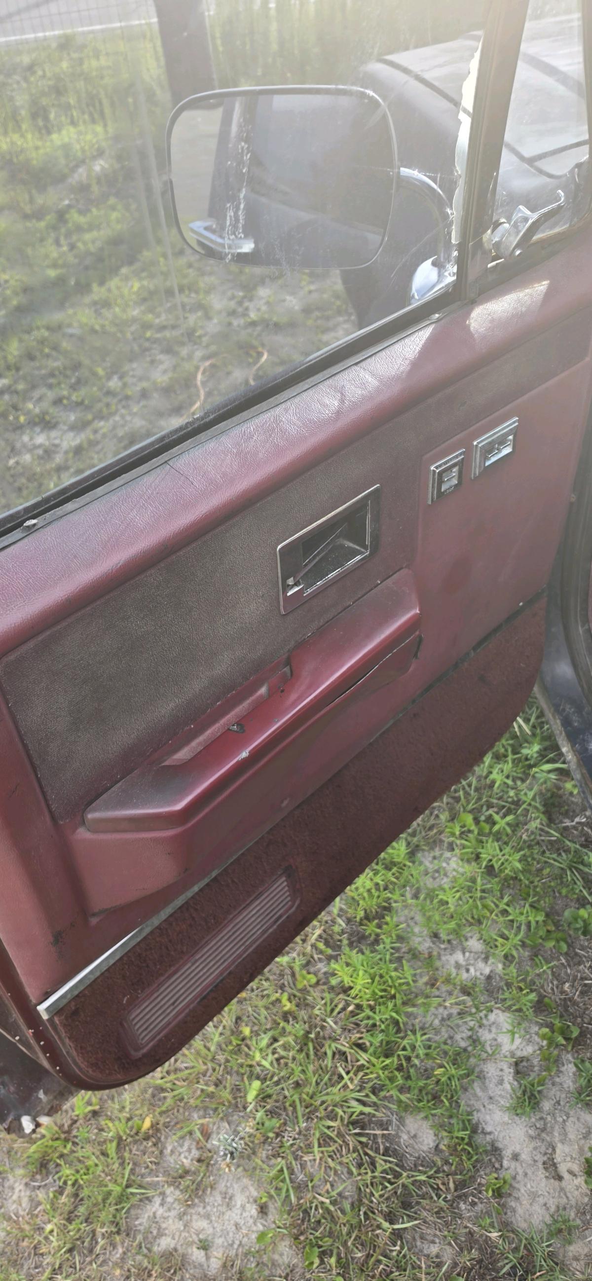 Clean Title 86 Chevy C10 Square Body
