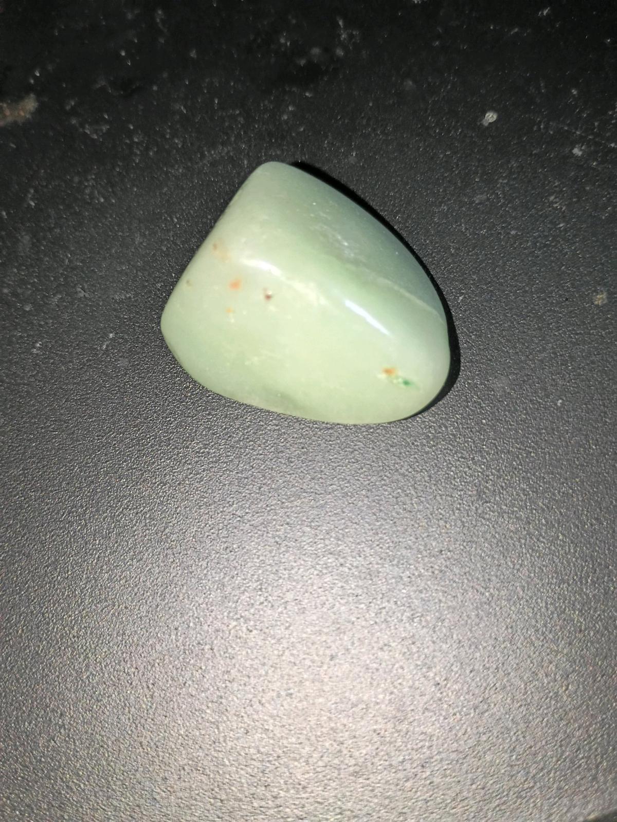 Natural Nephrite Jade Gemstone