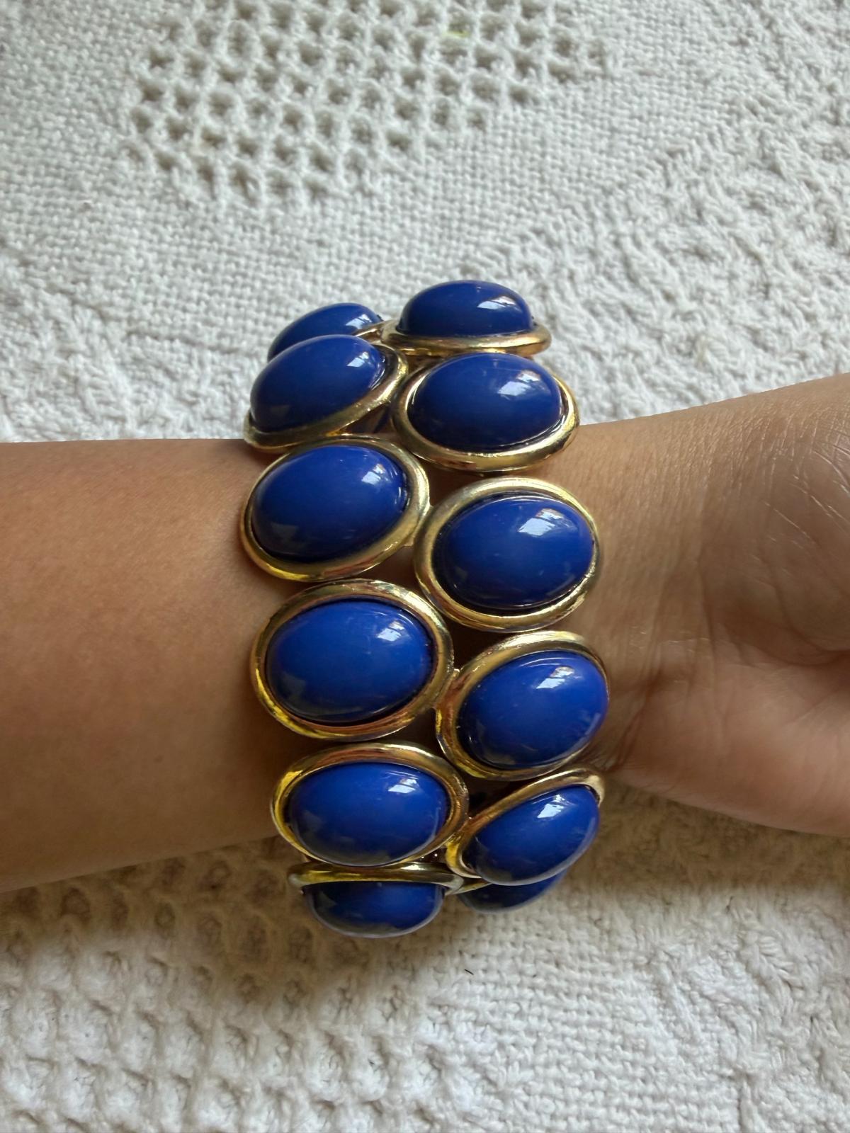 Cabochon Stones bracelet